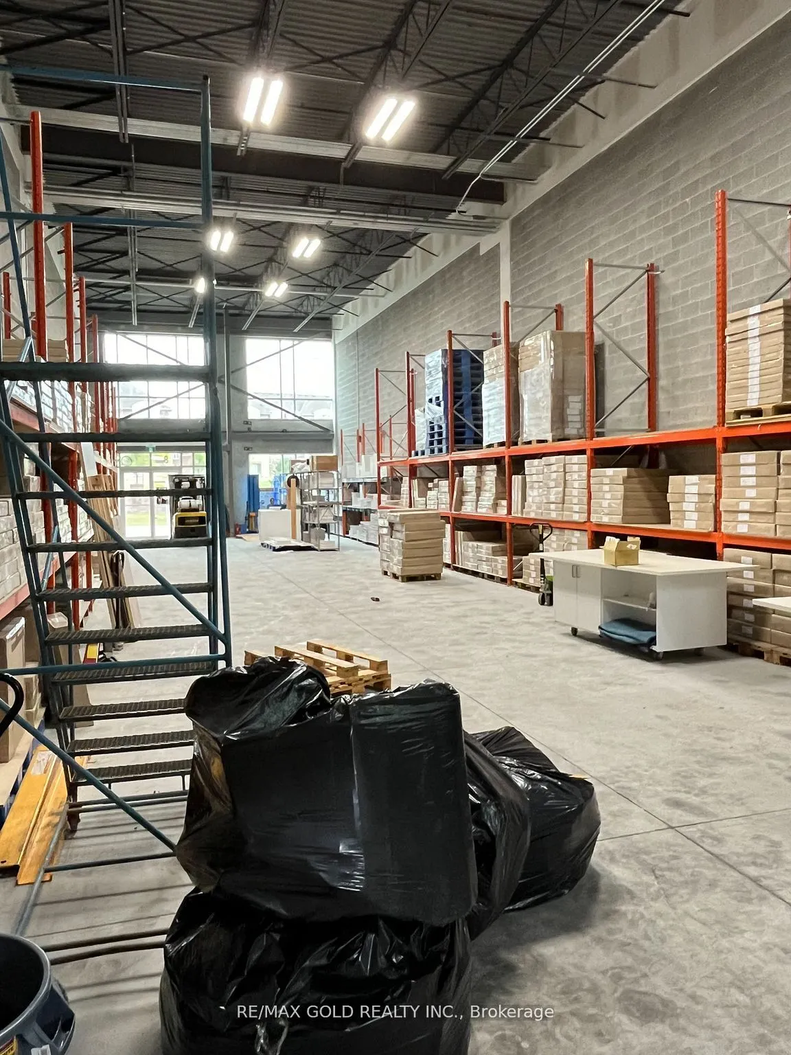 10950 Woodbine Avenue, #8