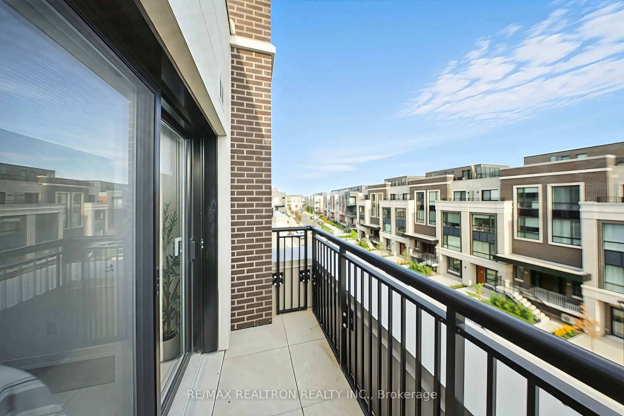 8 Walder Lane, #H308