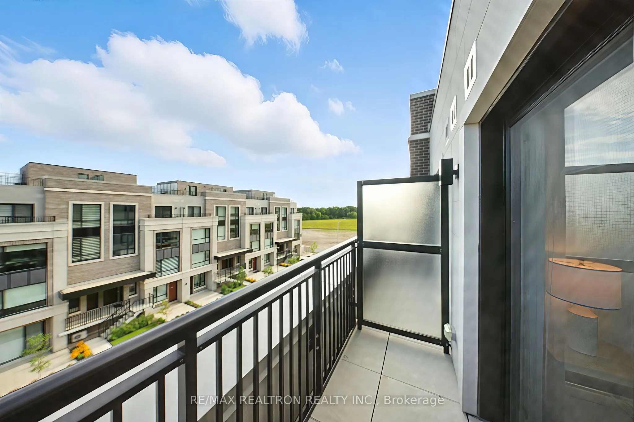 8 Walder Lane, #H308