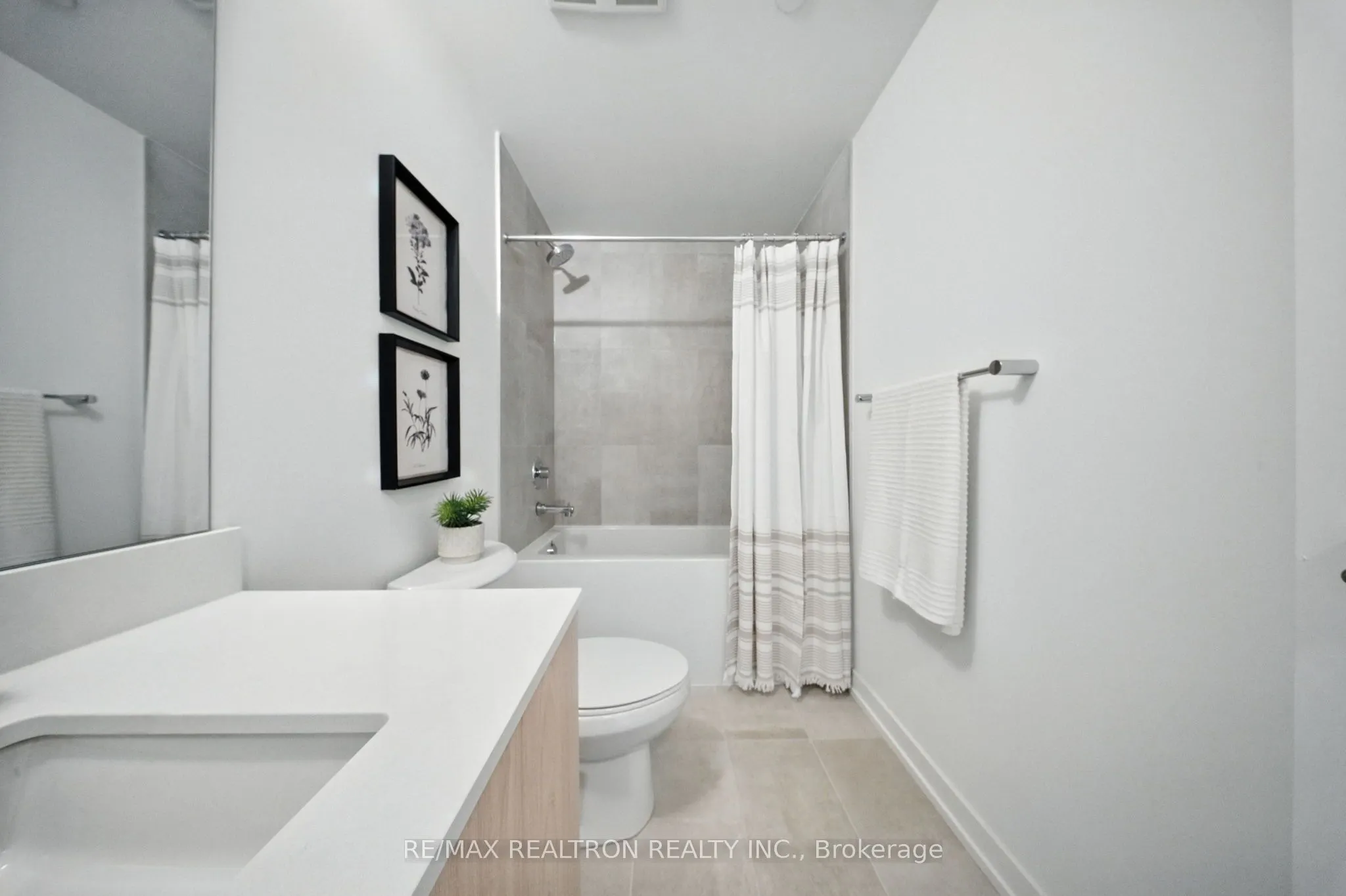 8 Walder Lane, #H308