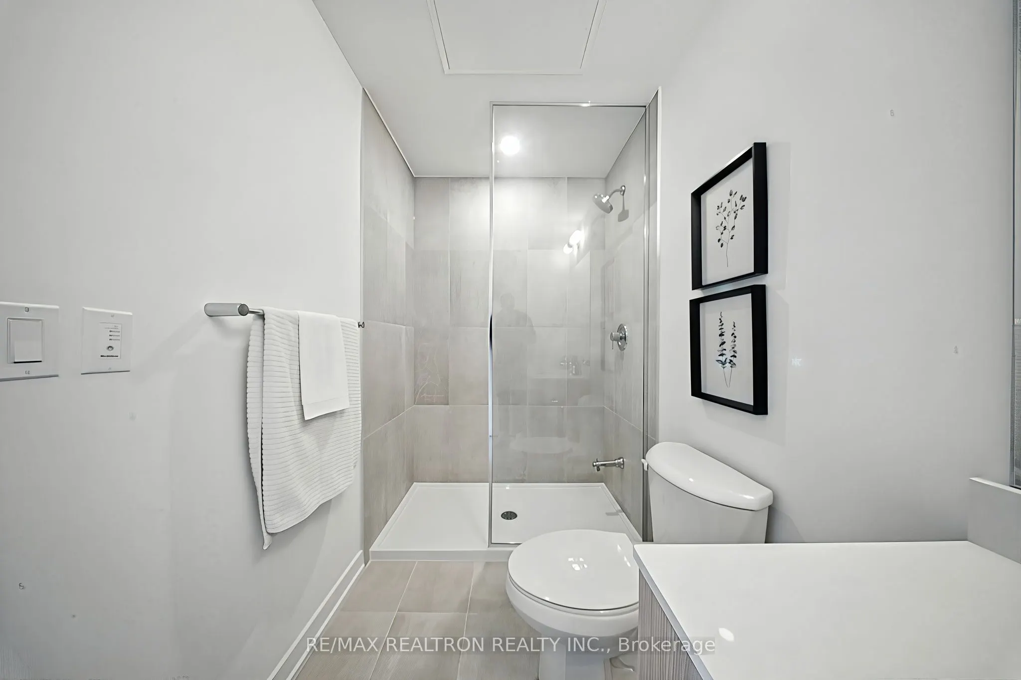 8 Walder Lane, #H308