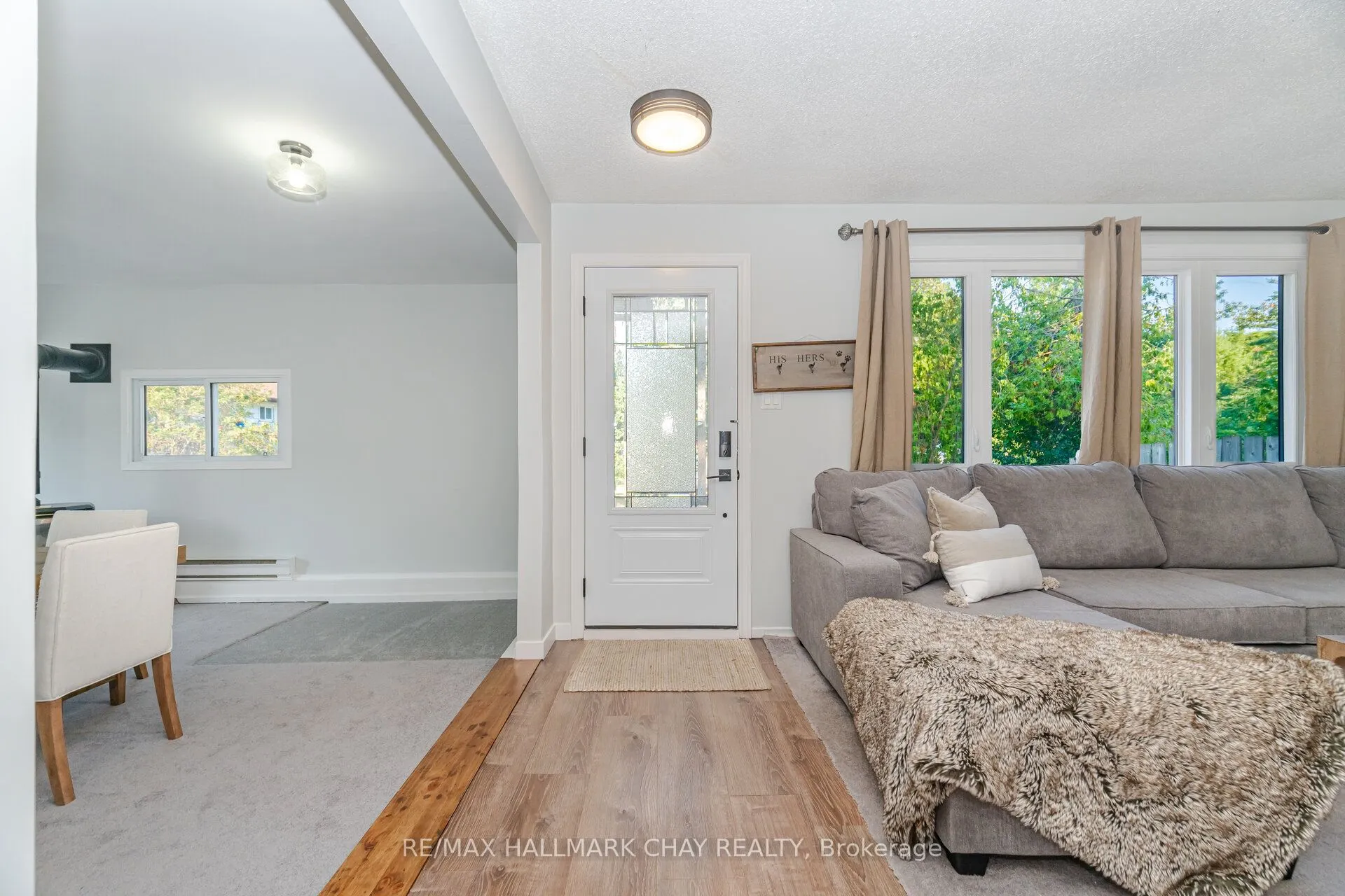 731 Pinegrove Avenue