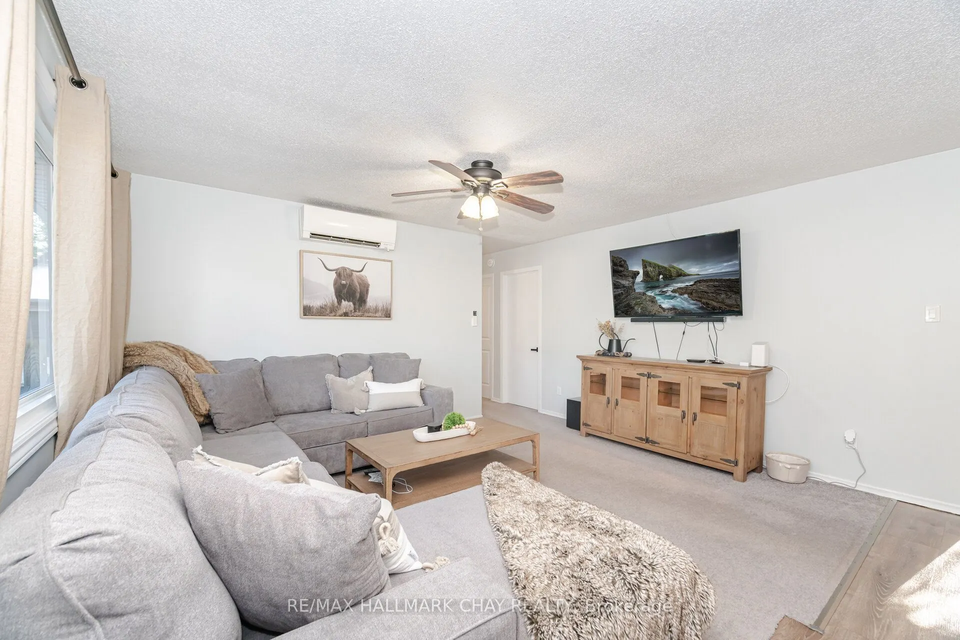 731 Pinegrove Avenue