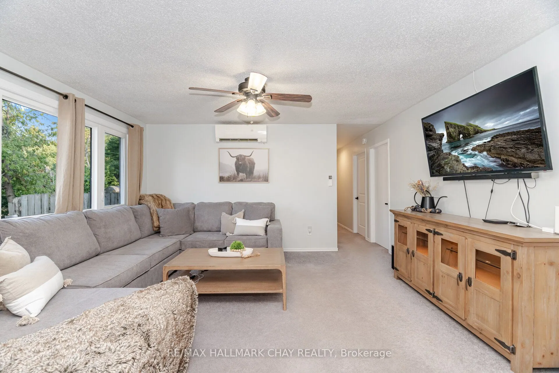 731 Pinegrove Avenue