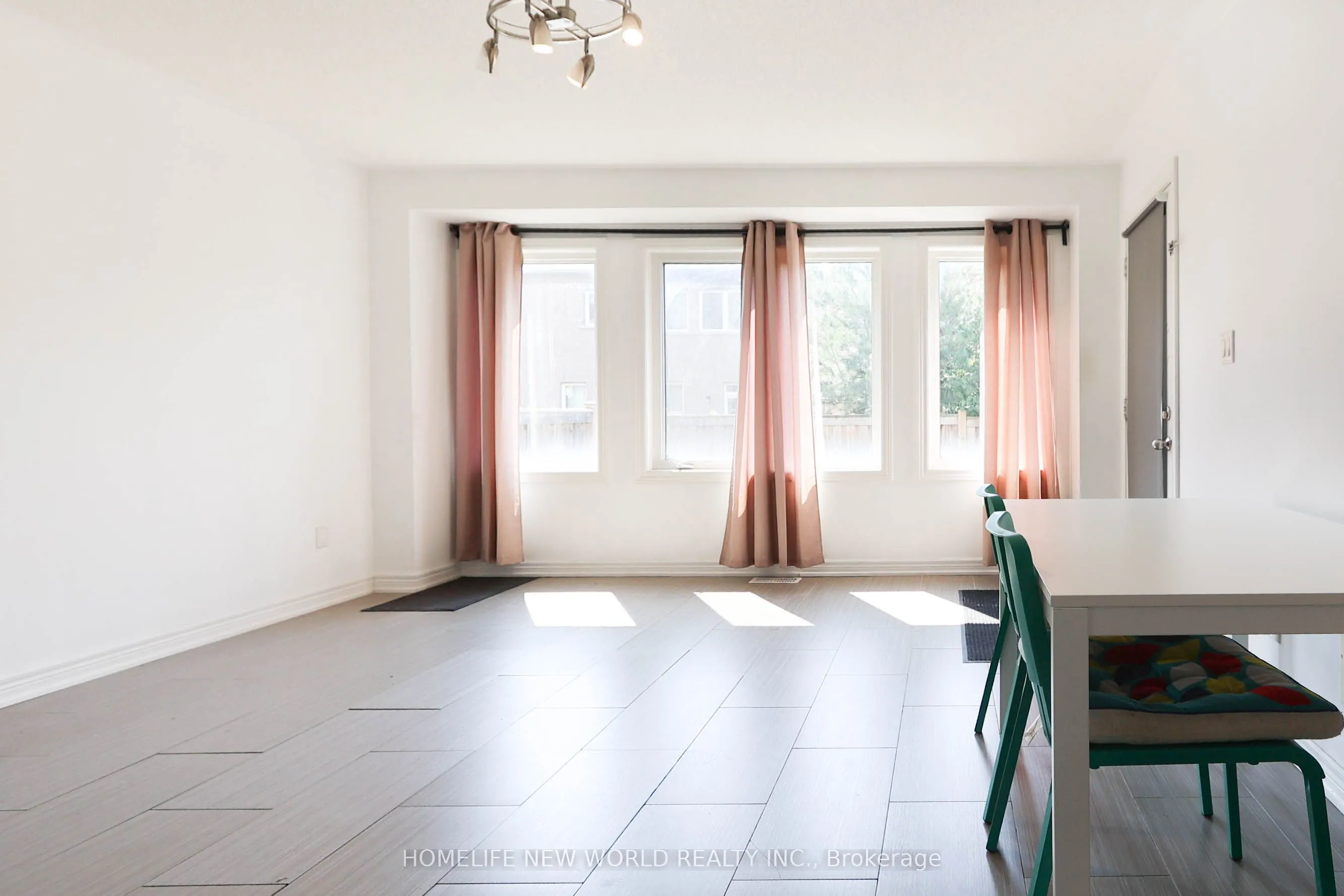 41 Pulpwood Crescent, #Main