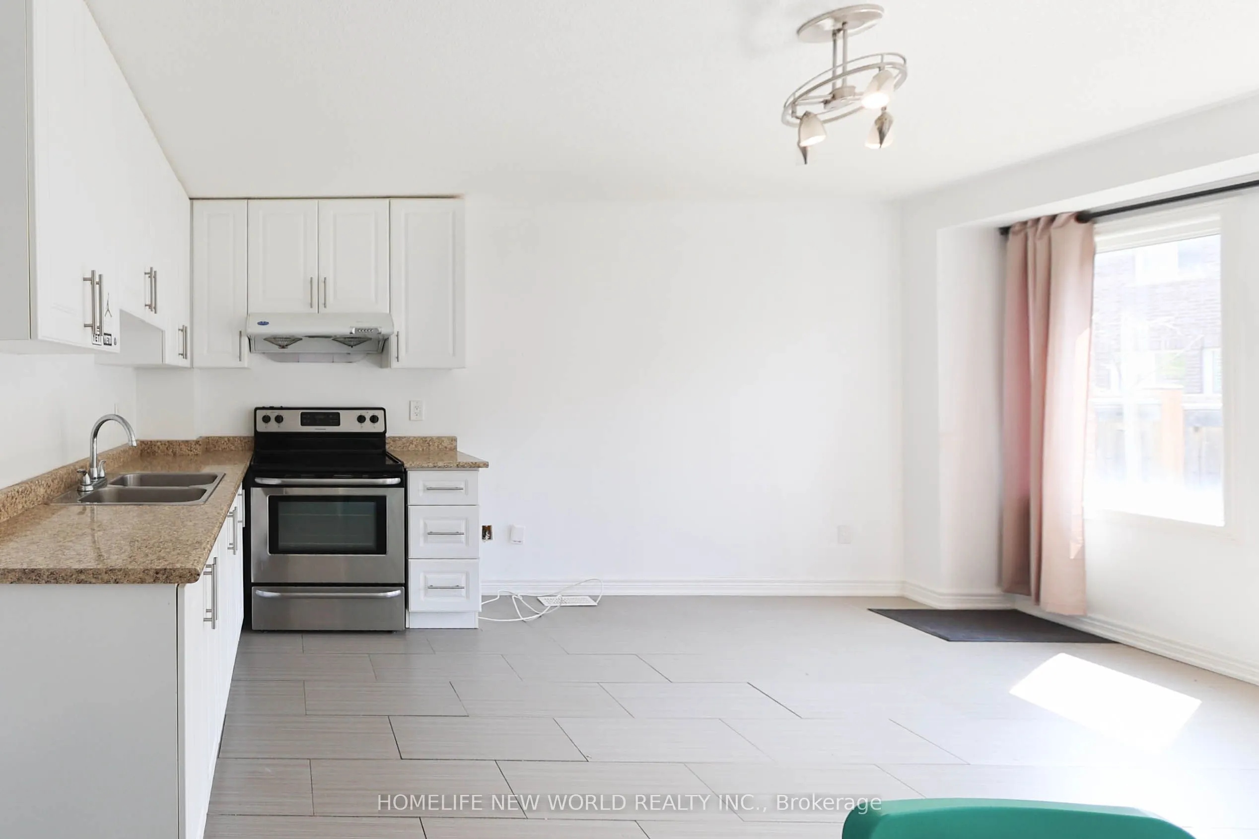 41 Pulpwood Crescent, #Main