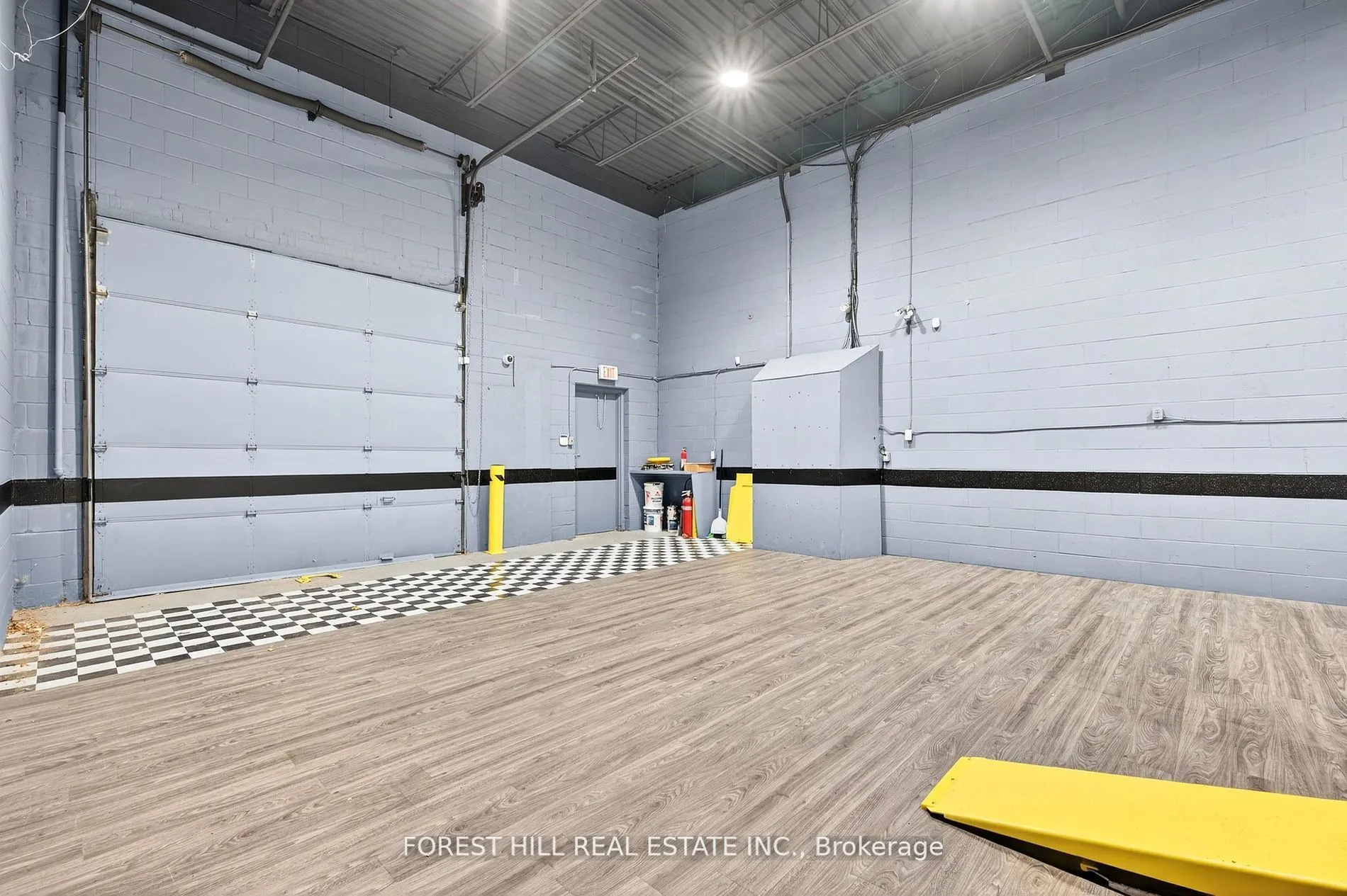 241 Edgeley Boulevard, #11