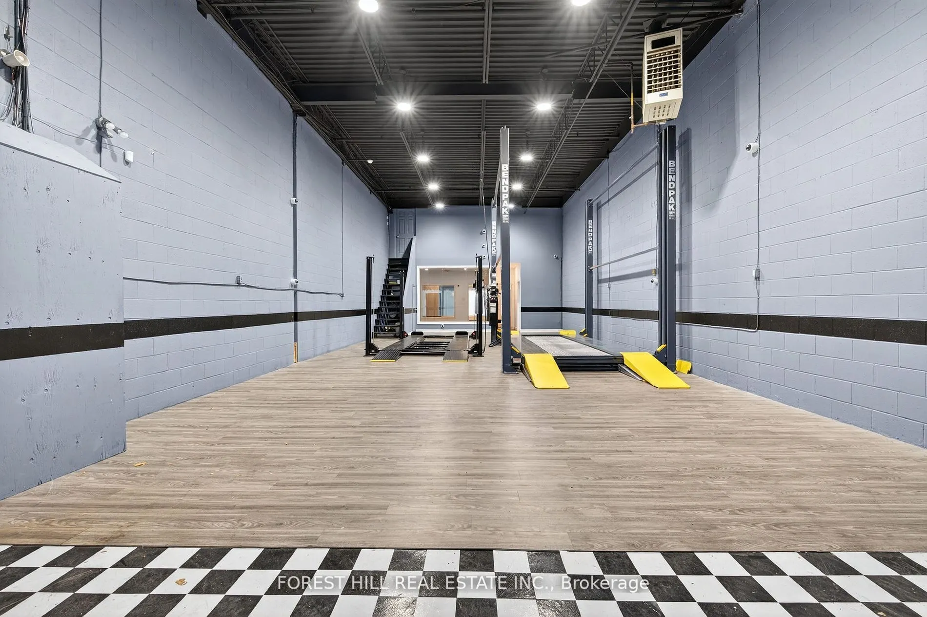 241 Edgeley Boulevard, #11