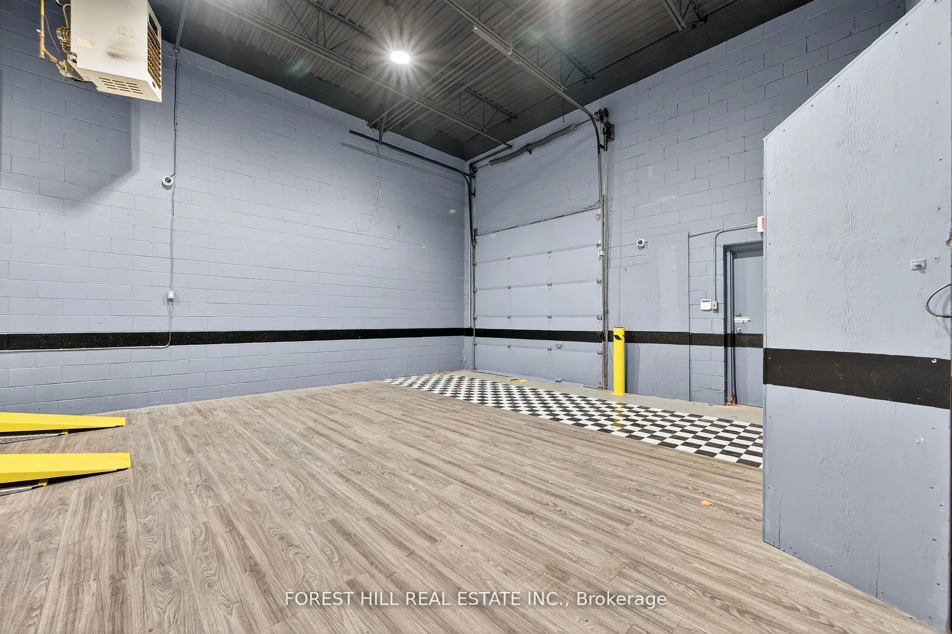 241 Edgeley Boulevard, #11