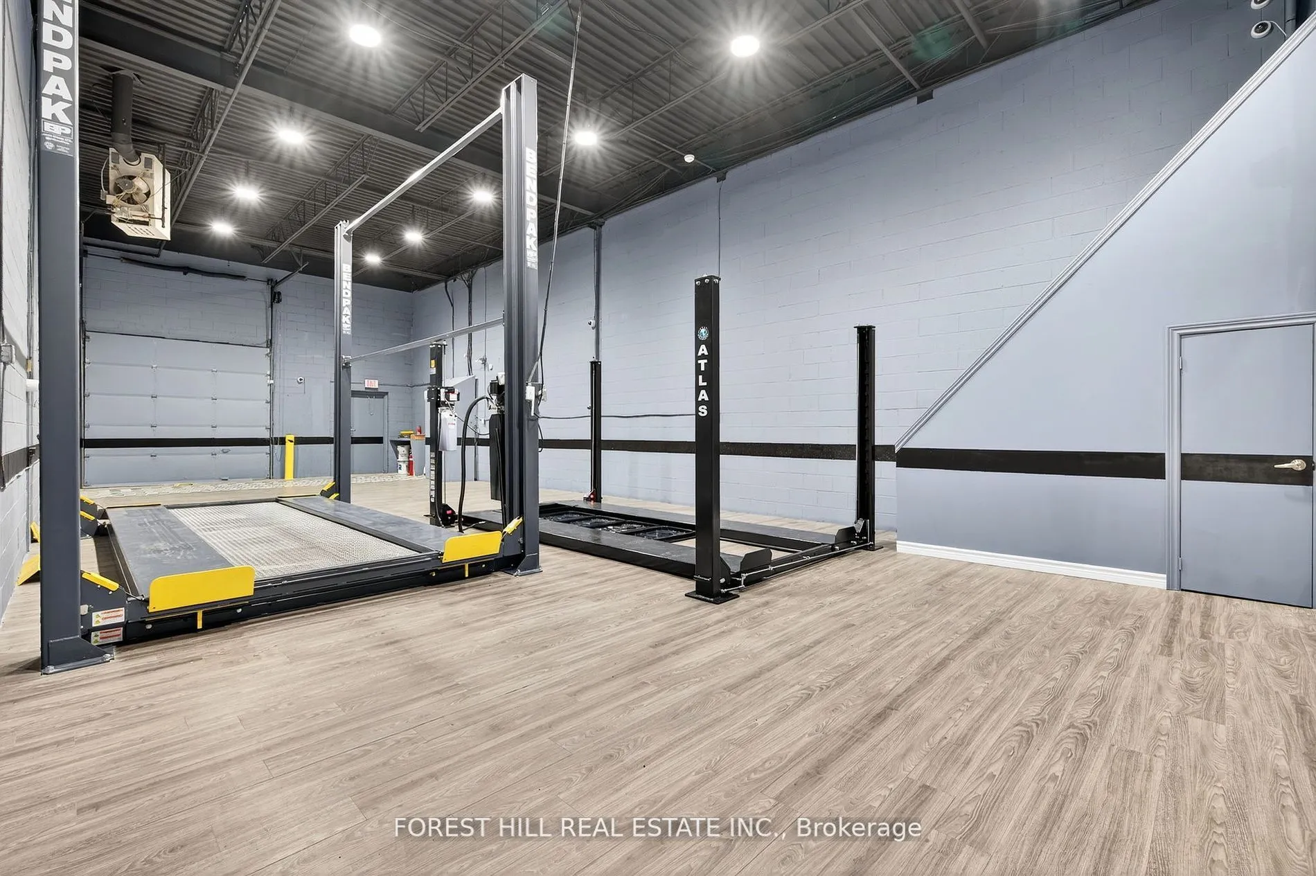 241 Edgeley Boulevard, #11