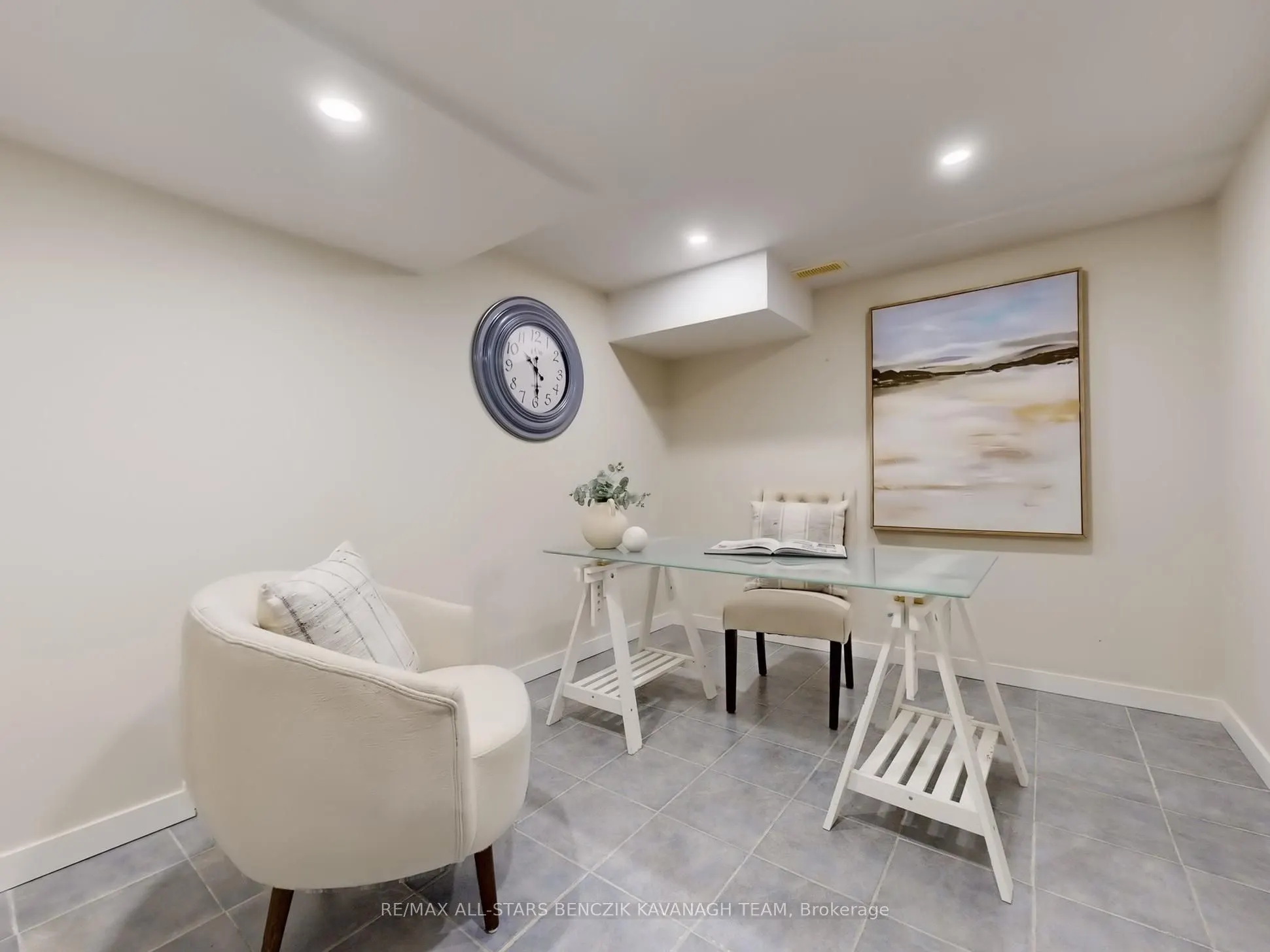 14 Hamilton Hall Drive