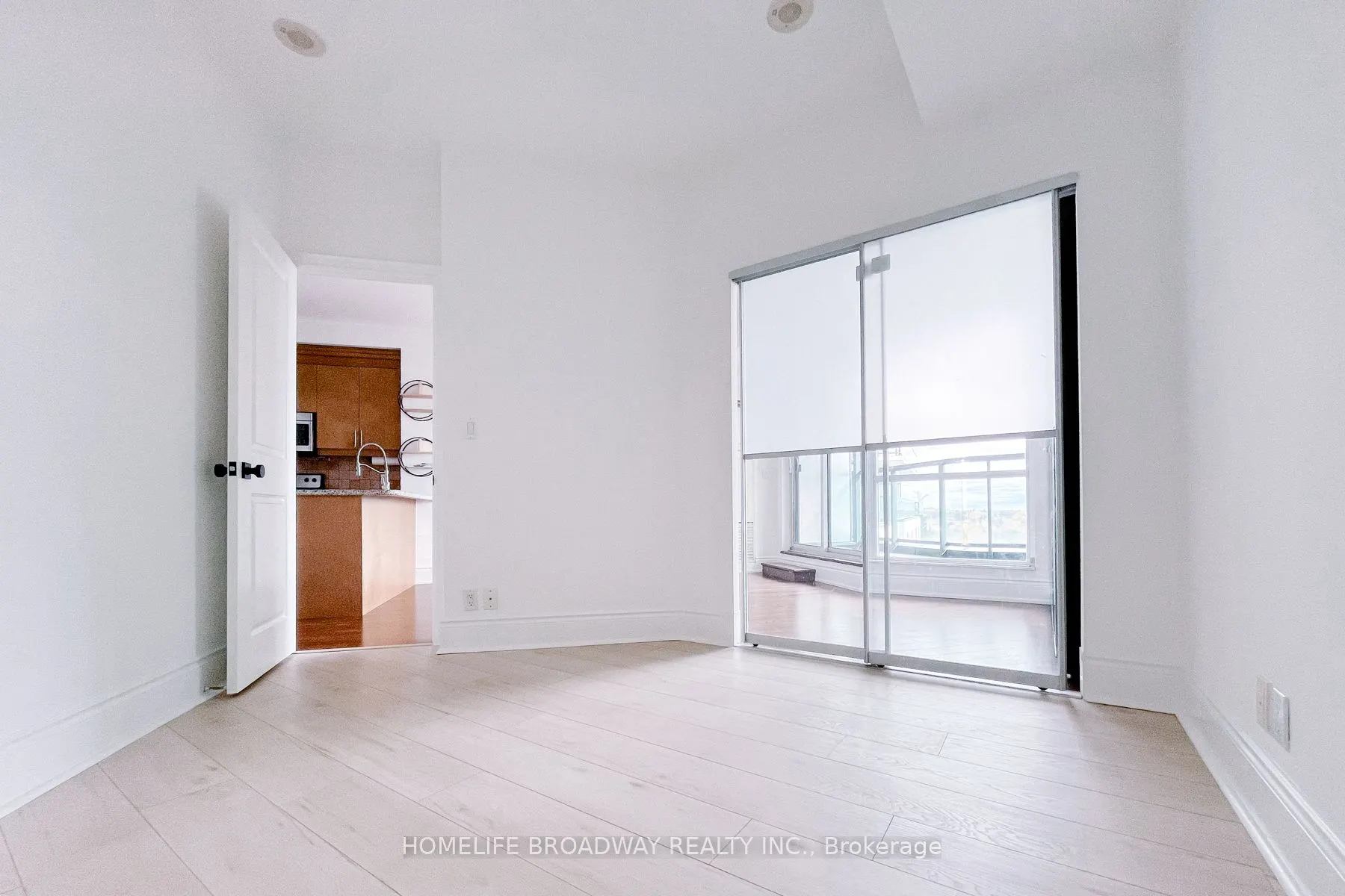 18 Harding Boulevard, #PH108