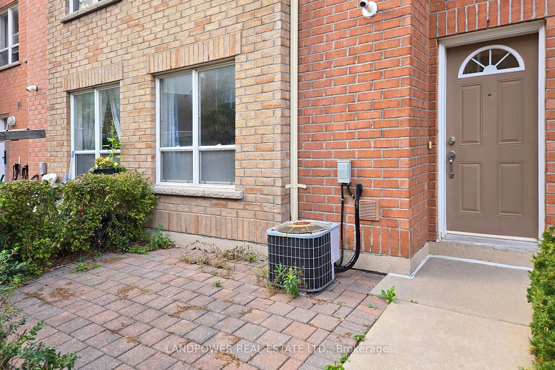 8 Faithful Way, #126