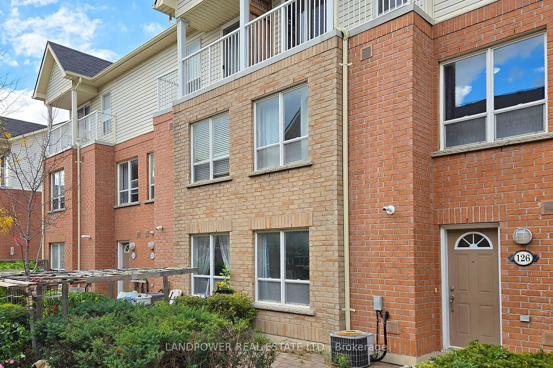 8 Faithful Way, #126