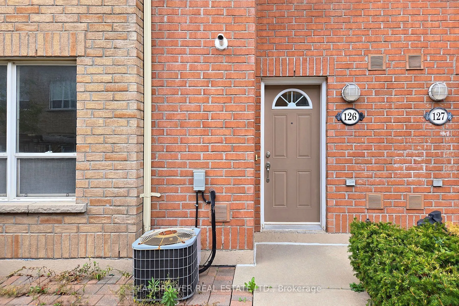 8 Faithful Way, #126