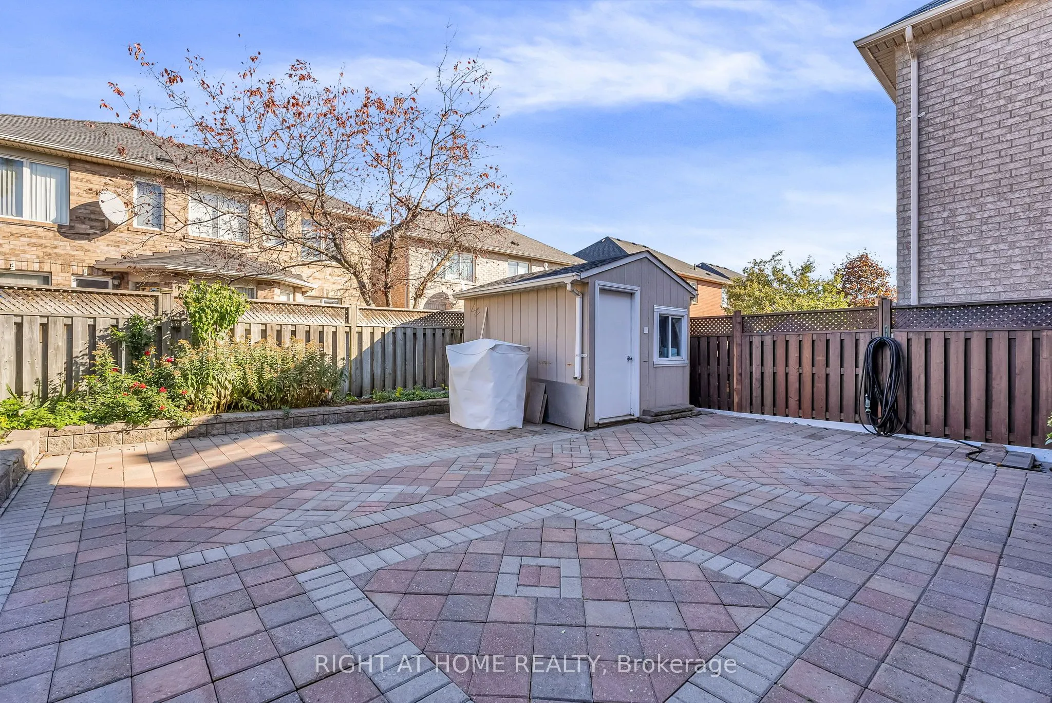 421 John Deisman Boulevard