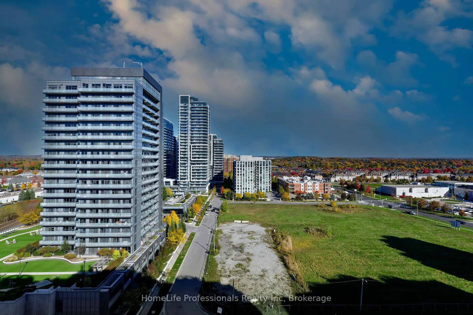 39 Oneida Crescent, #PH 10