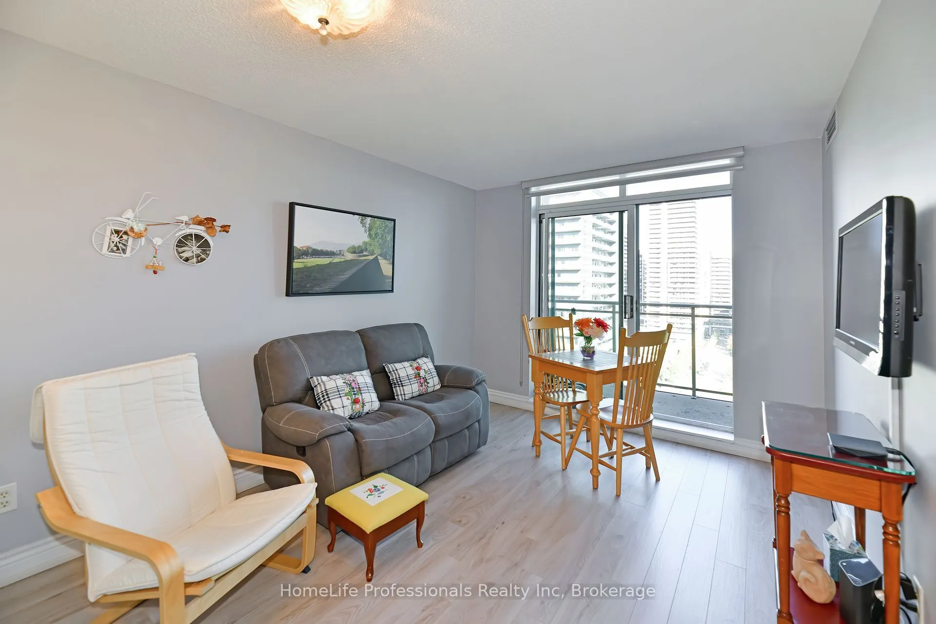 39 Oneida Crescent, #PH 10