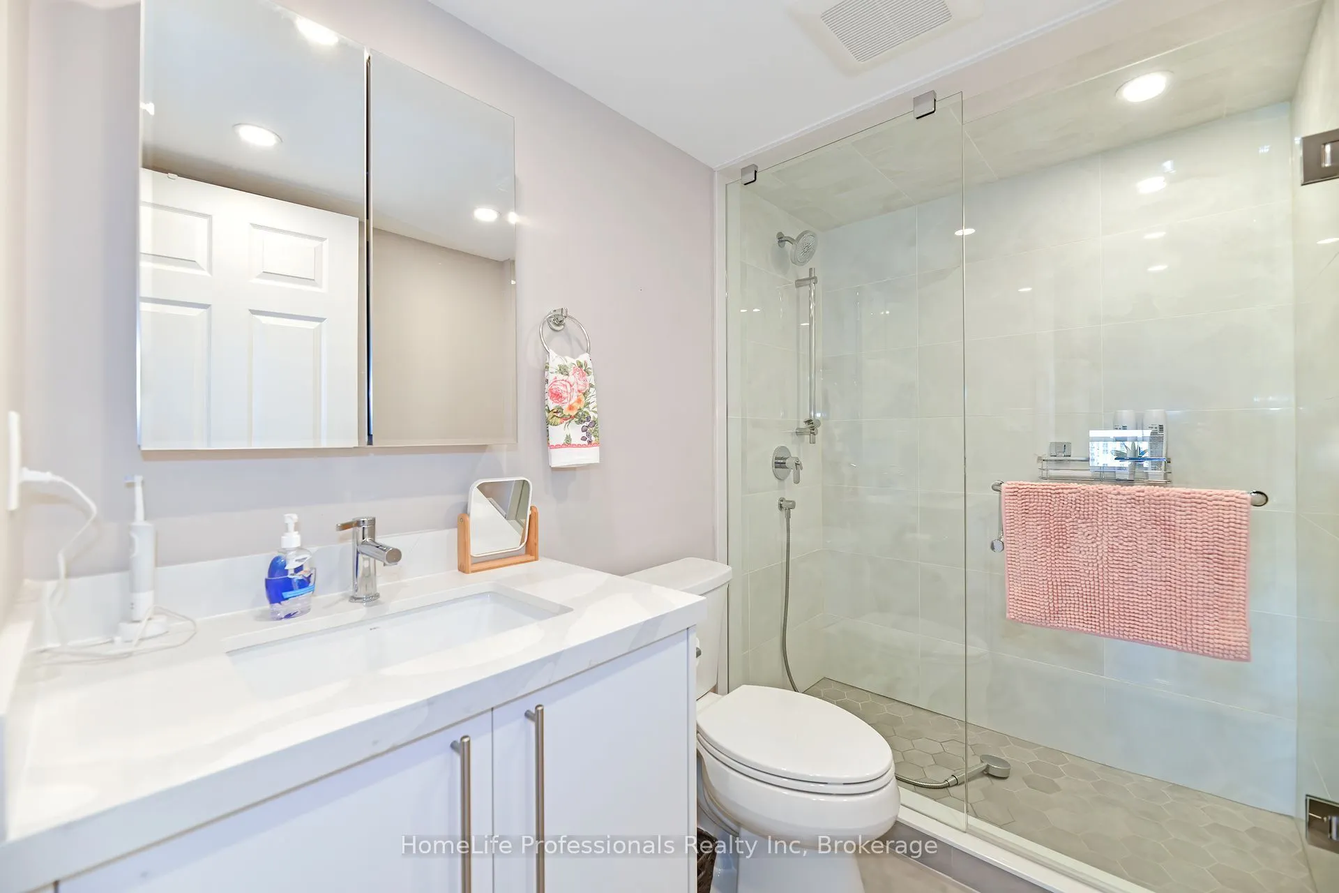 39 Oneida Crescent, #PH 10