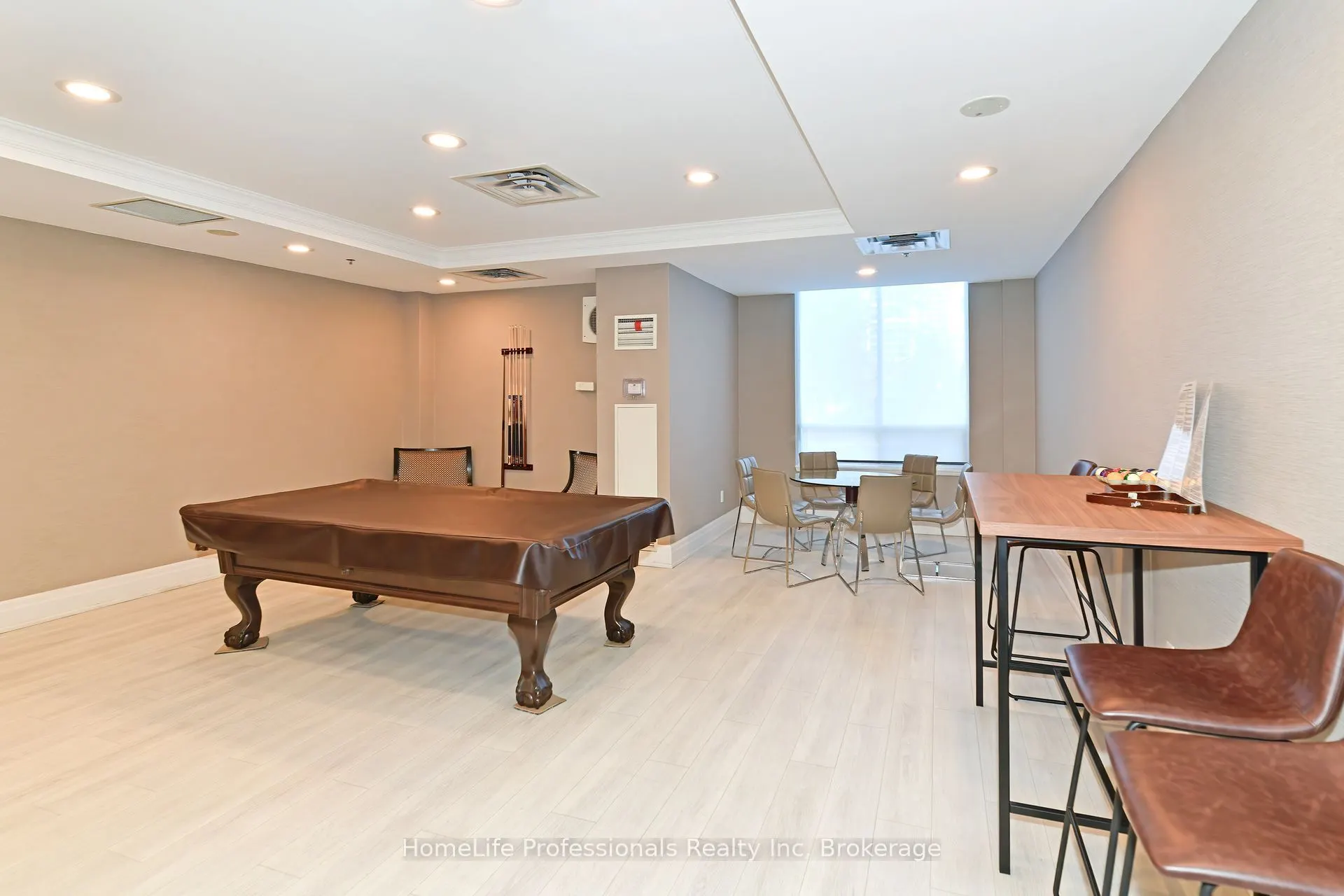 39 Oneida Crescent, #PH 10