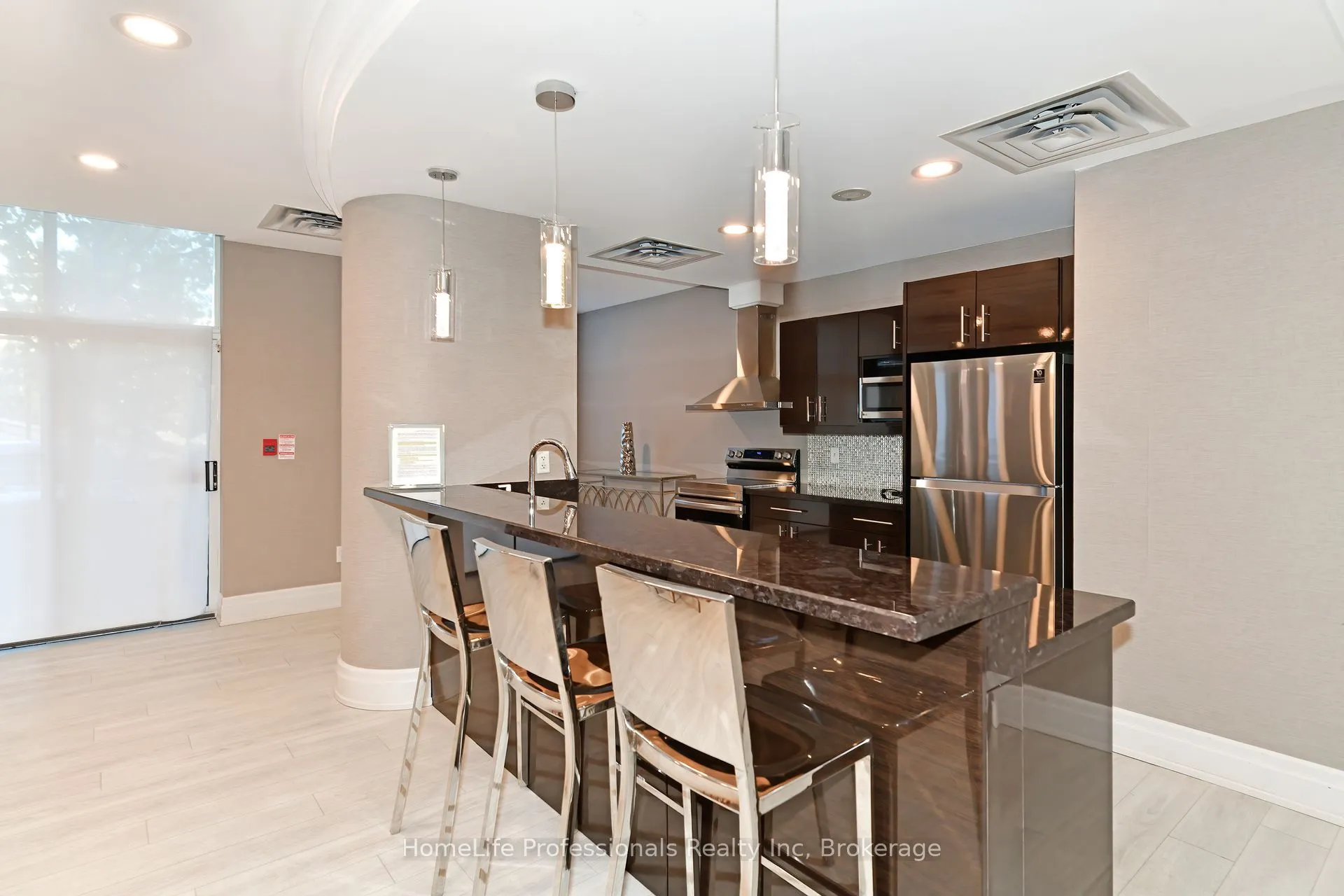 39 Oneida Crescent, #PH 10