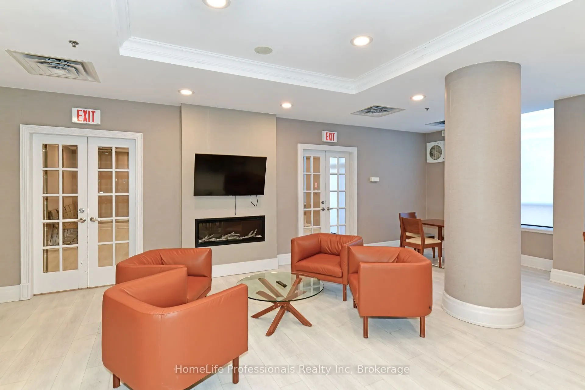 39 Oneida Crescent, #PH 10