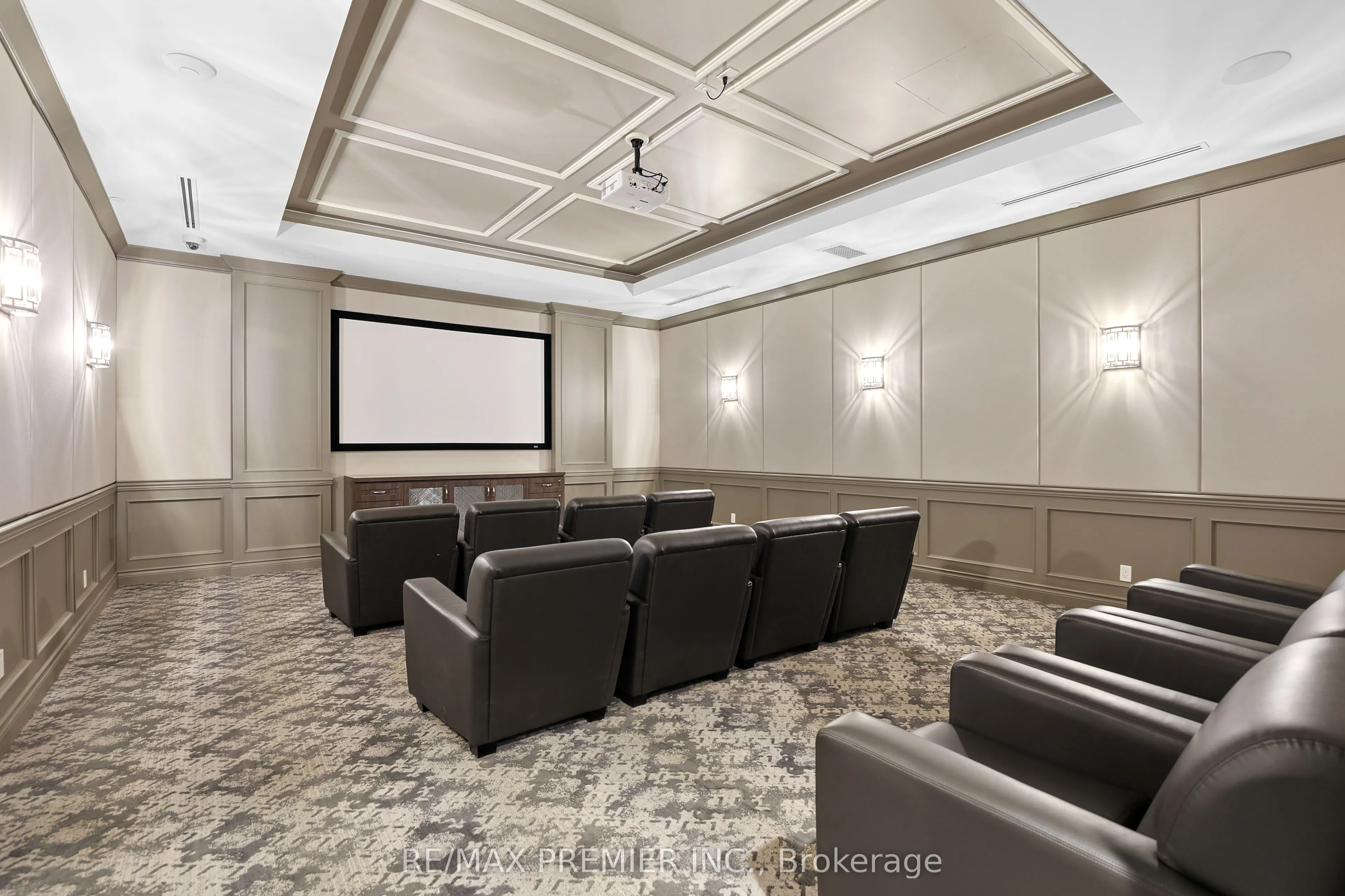 9085 Jane Street, #1411