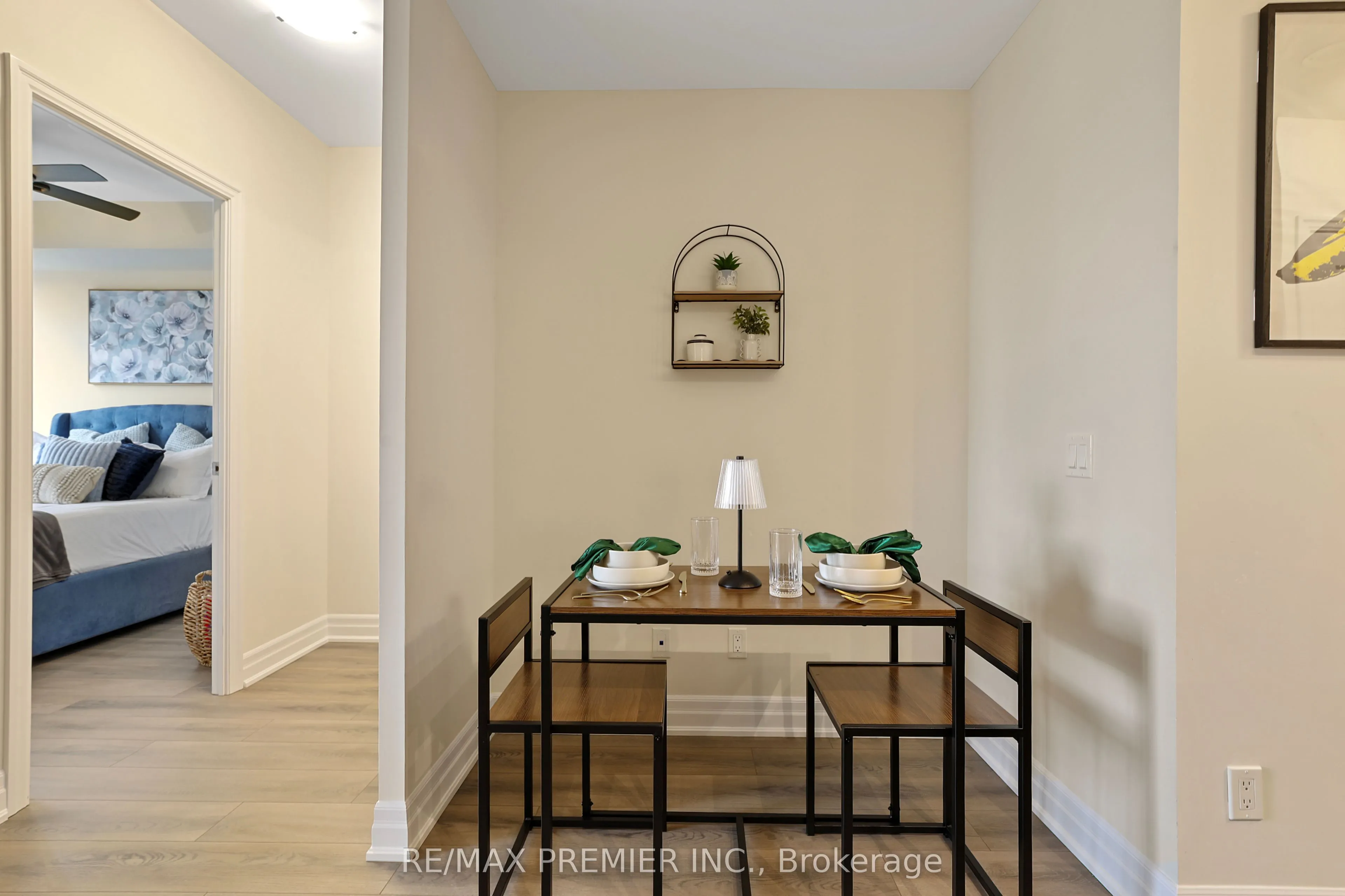 9085 Jane Street, #1411