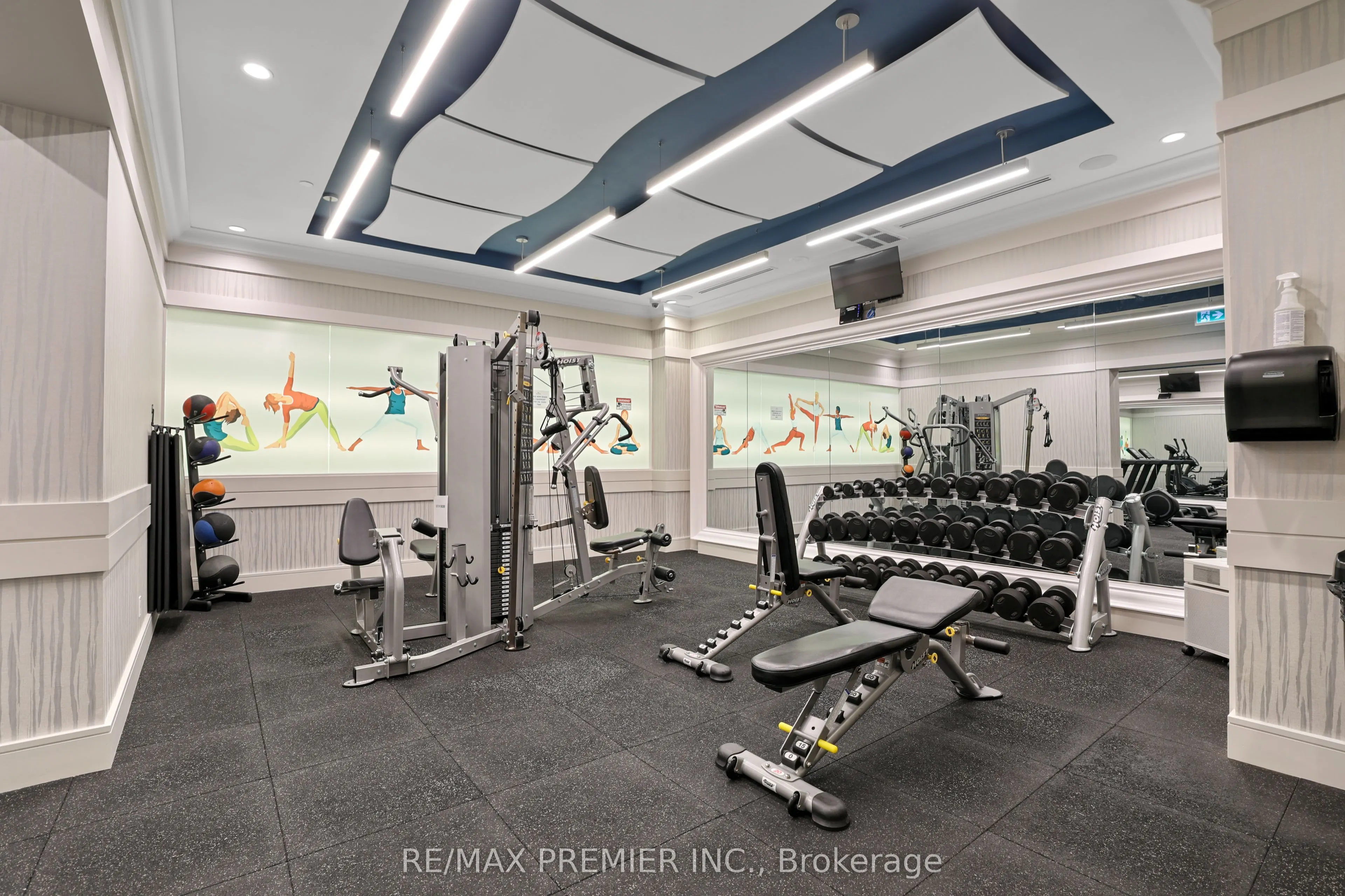 9085 Jane Street, #1411