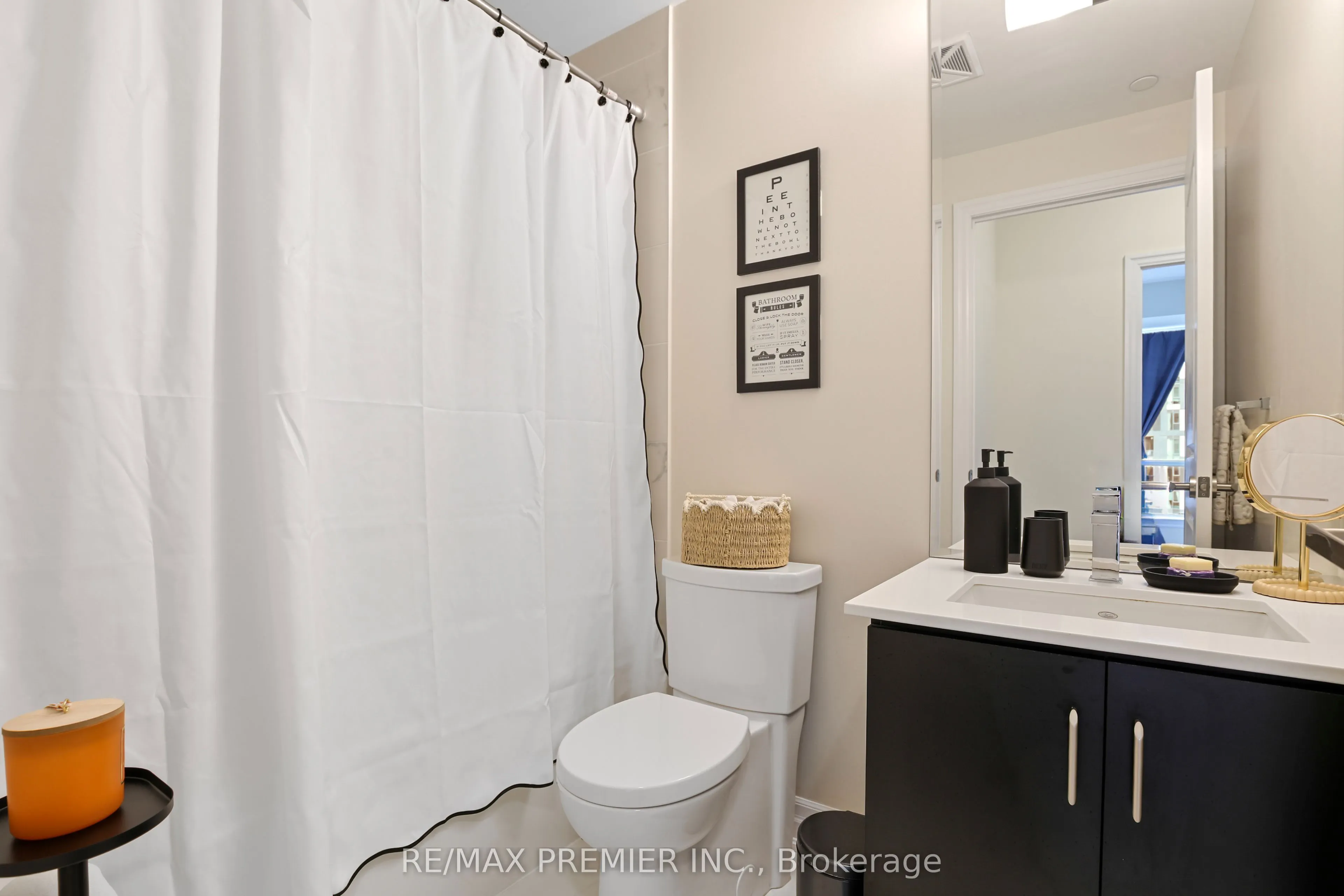 9085 Jane Street, #1411