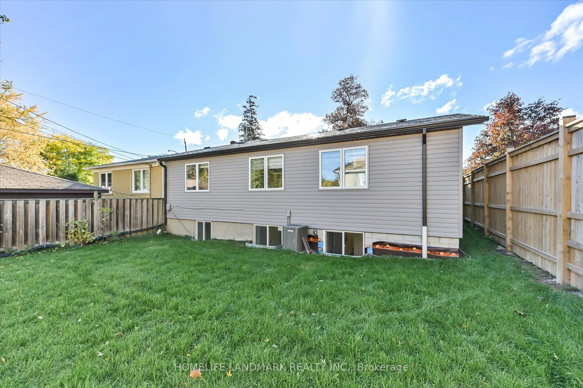 421 Browndale Crescent