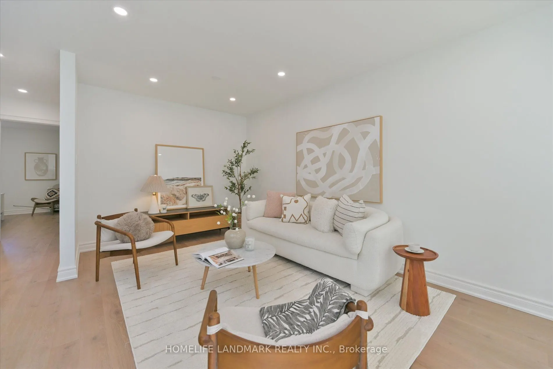 421 Browndale Crescent