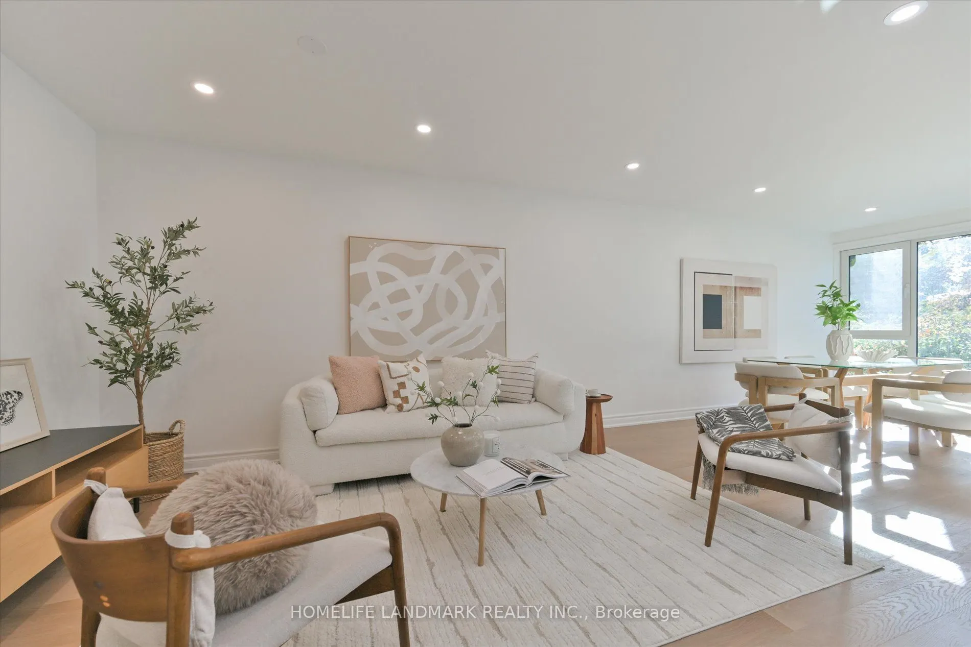 421 Browndale Crescent