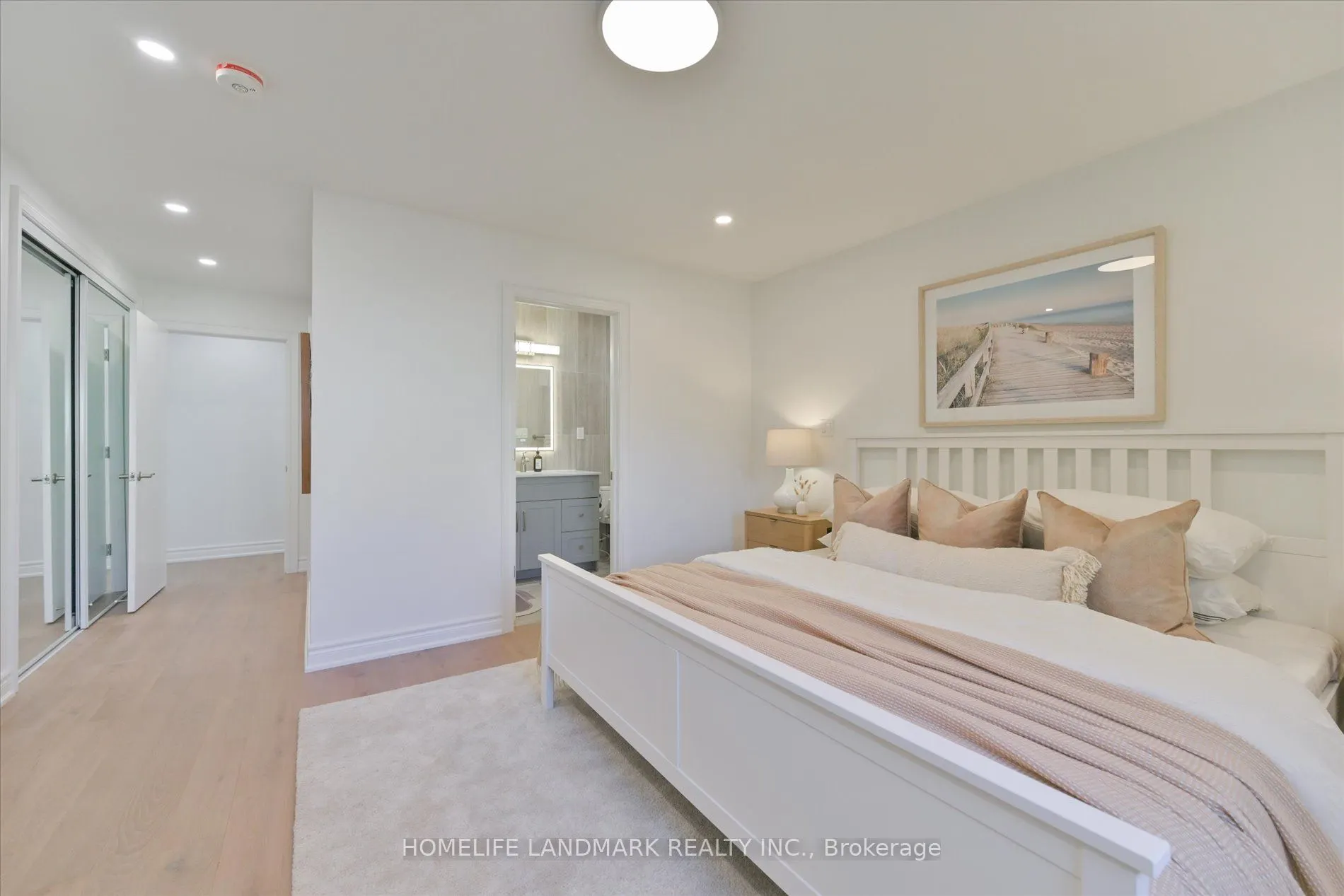 421 Browndale Crescent