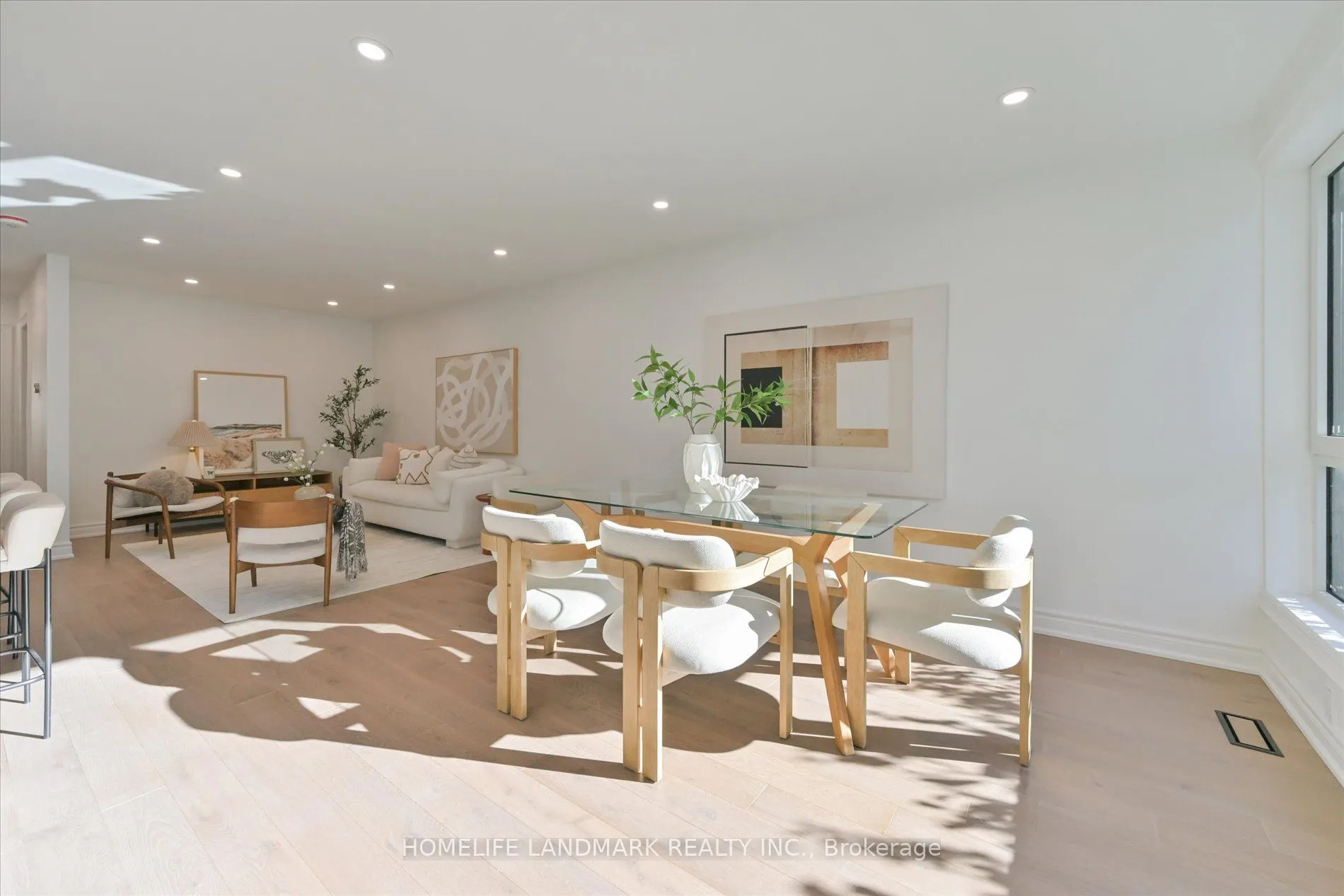 421 Browndale Crescent