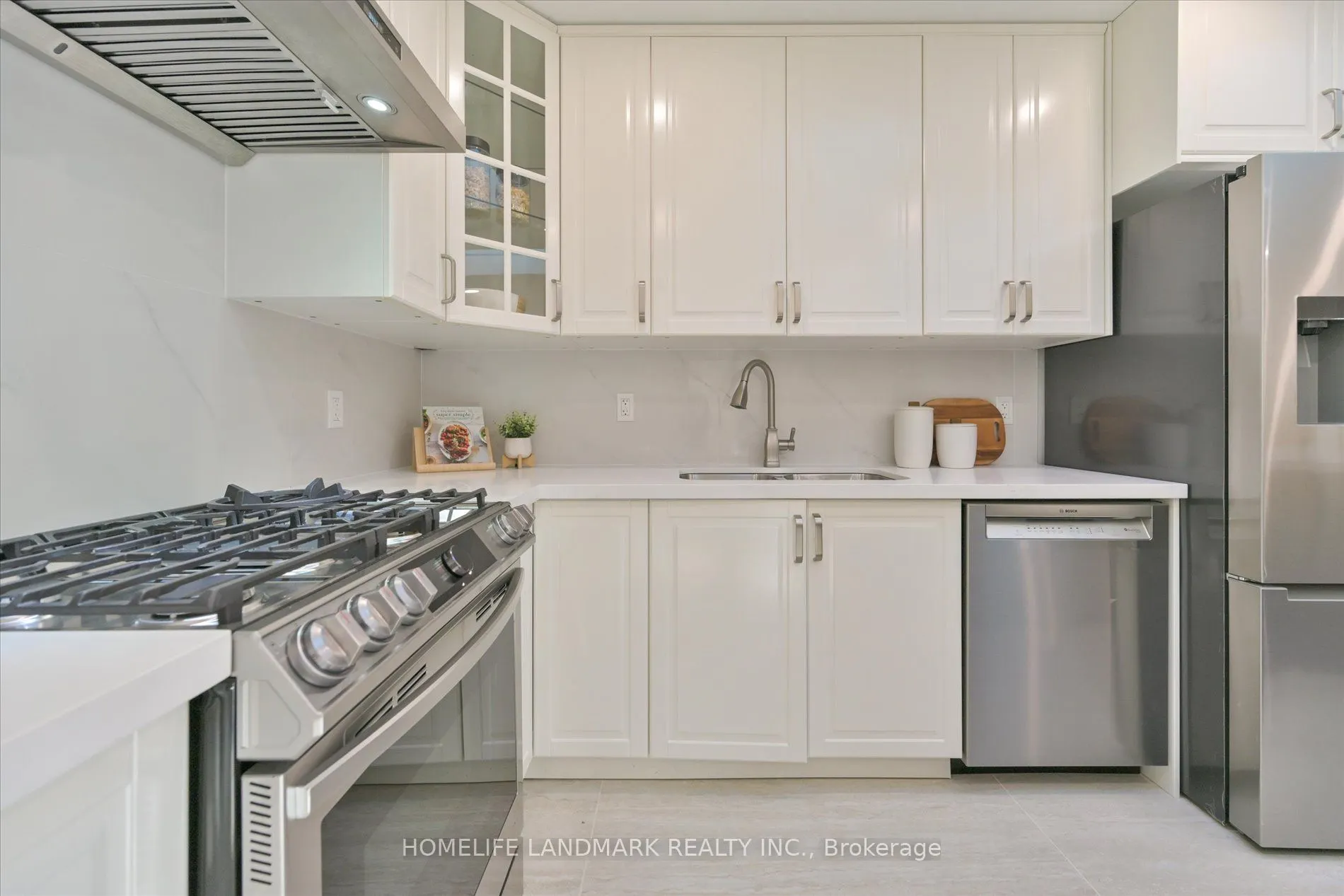 421 Browndale Crescent