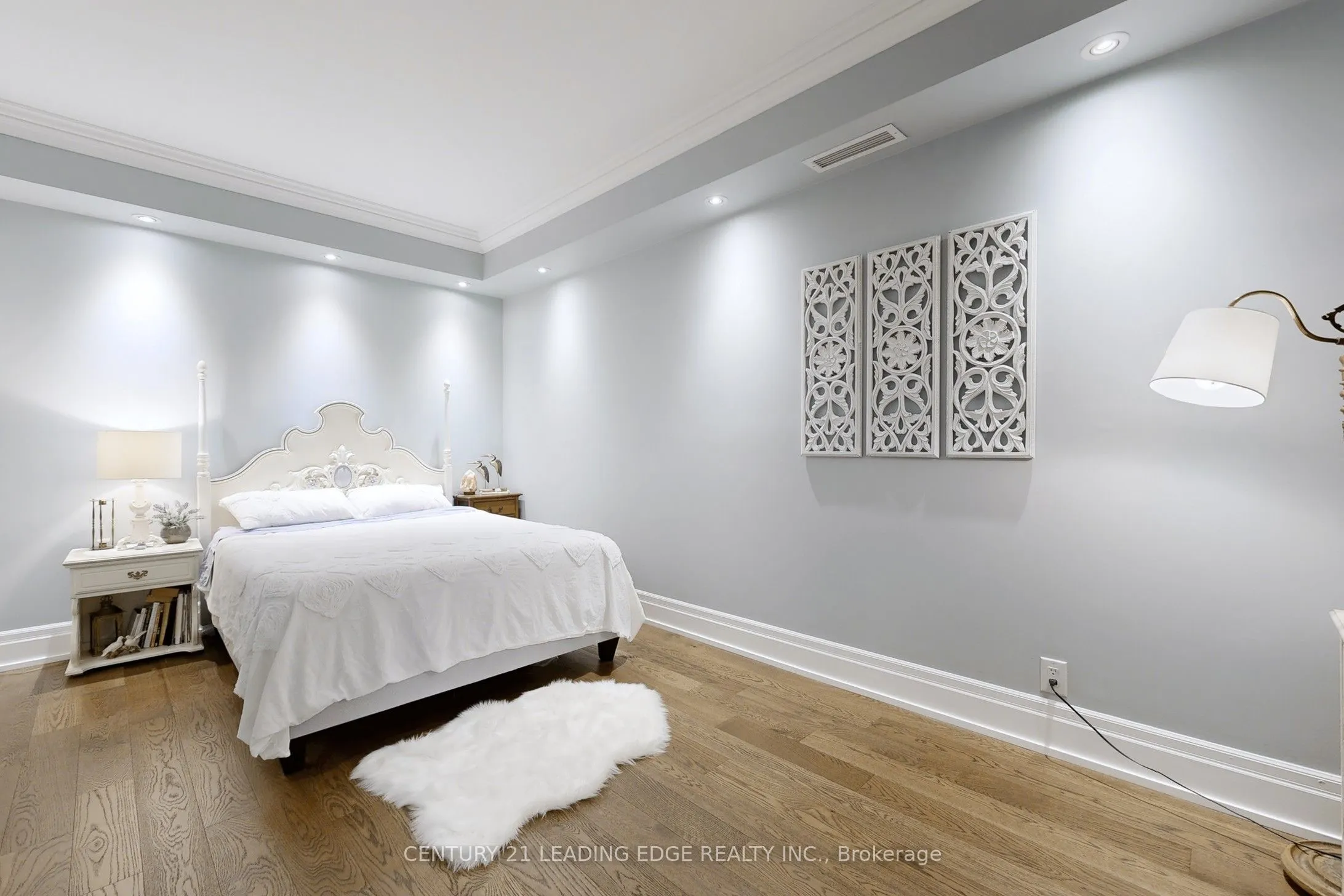 35 Baker Hill Boulevard, #305