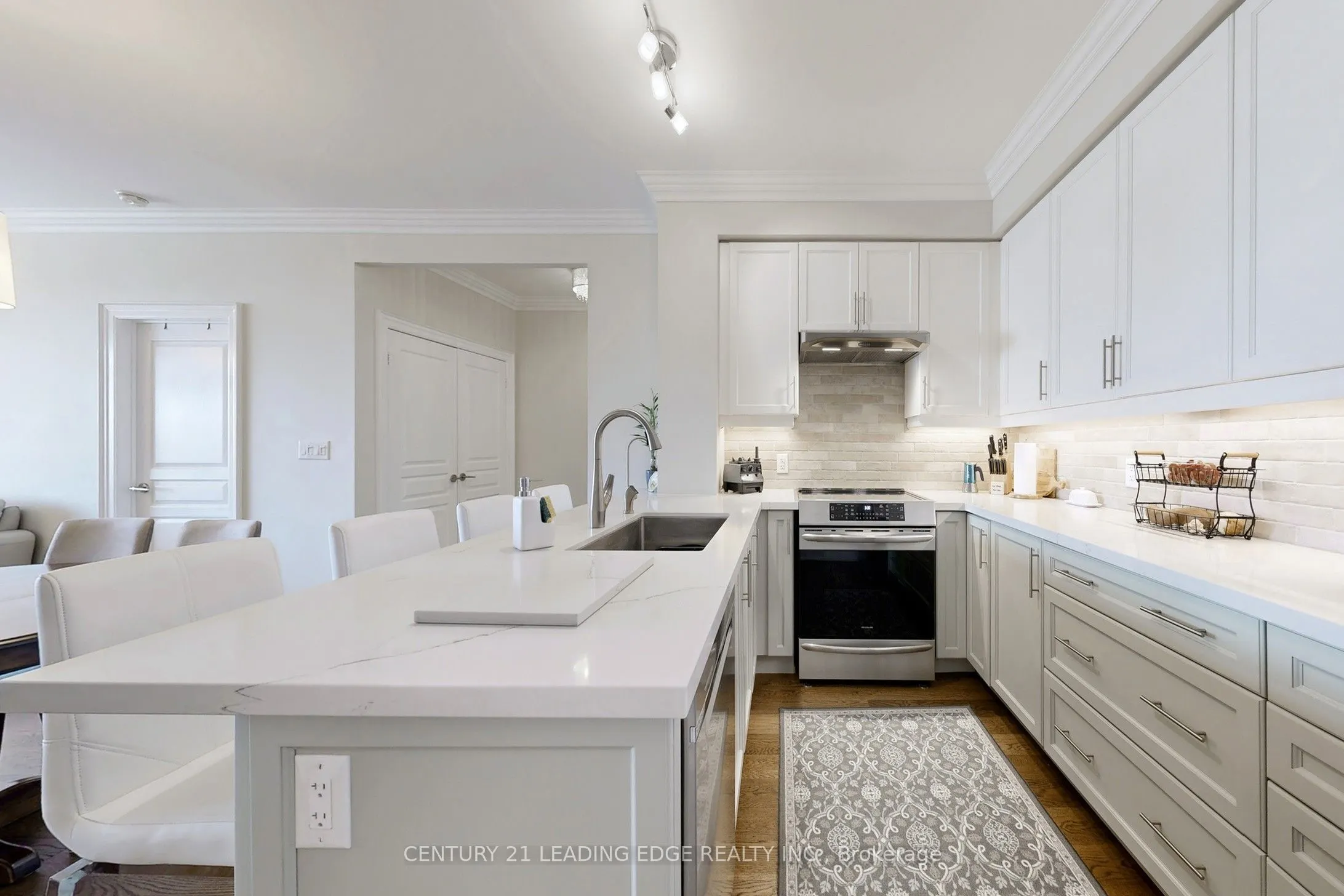 35 Baker Hill Boulevard, #305