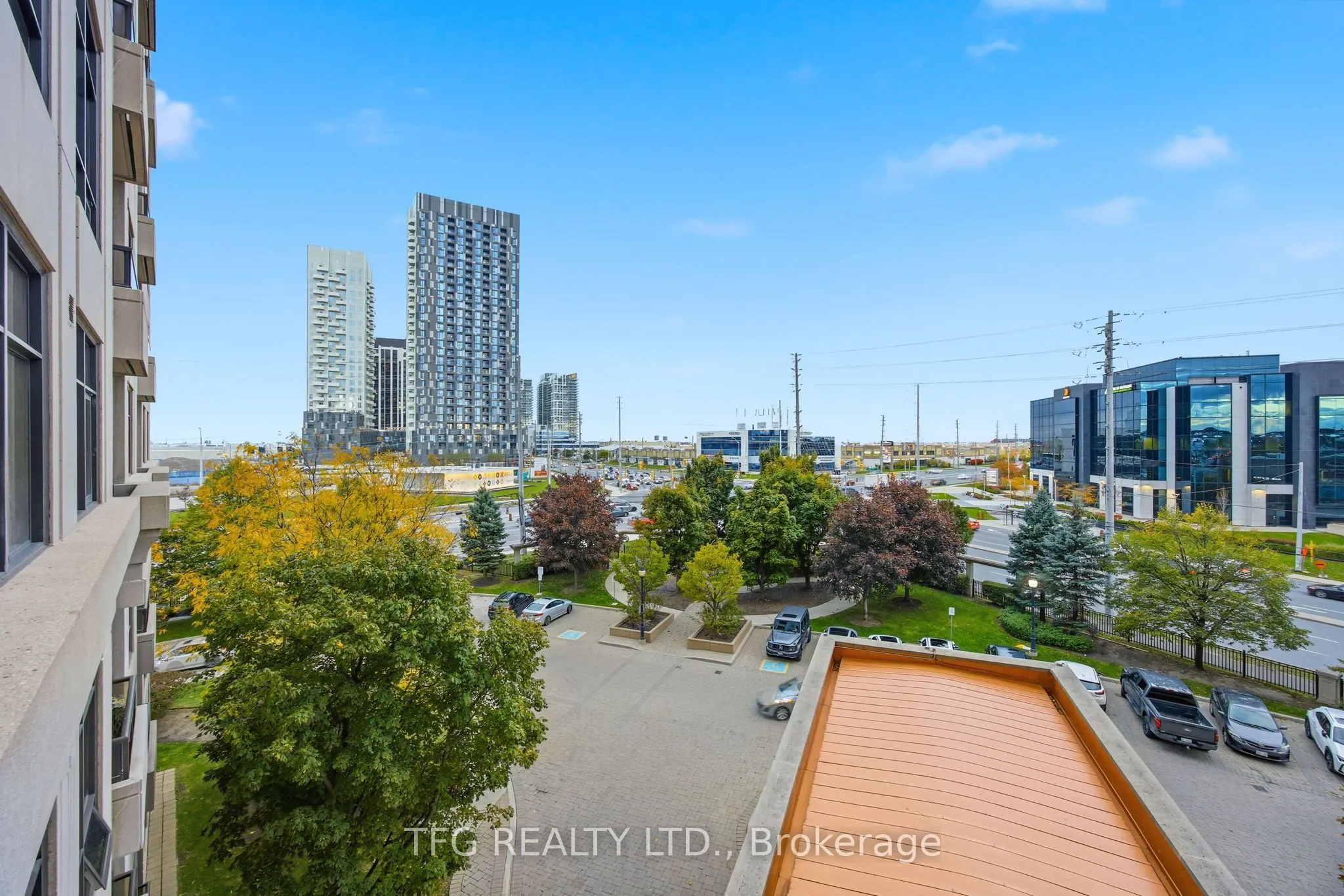 9225 Jane Street, #417