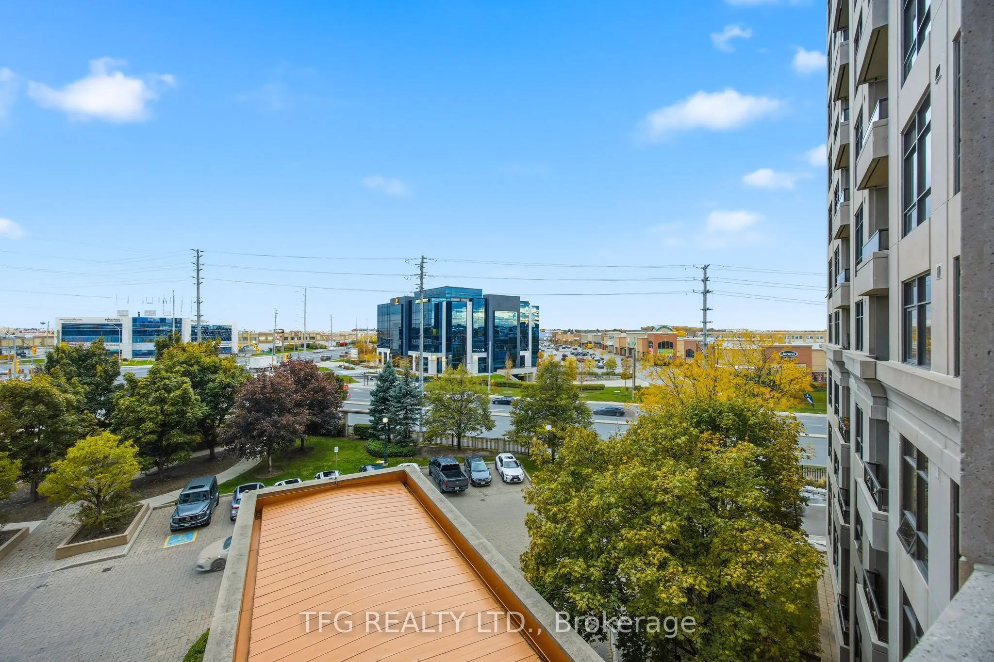 9225 Jane Street, #417