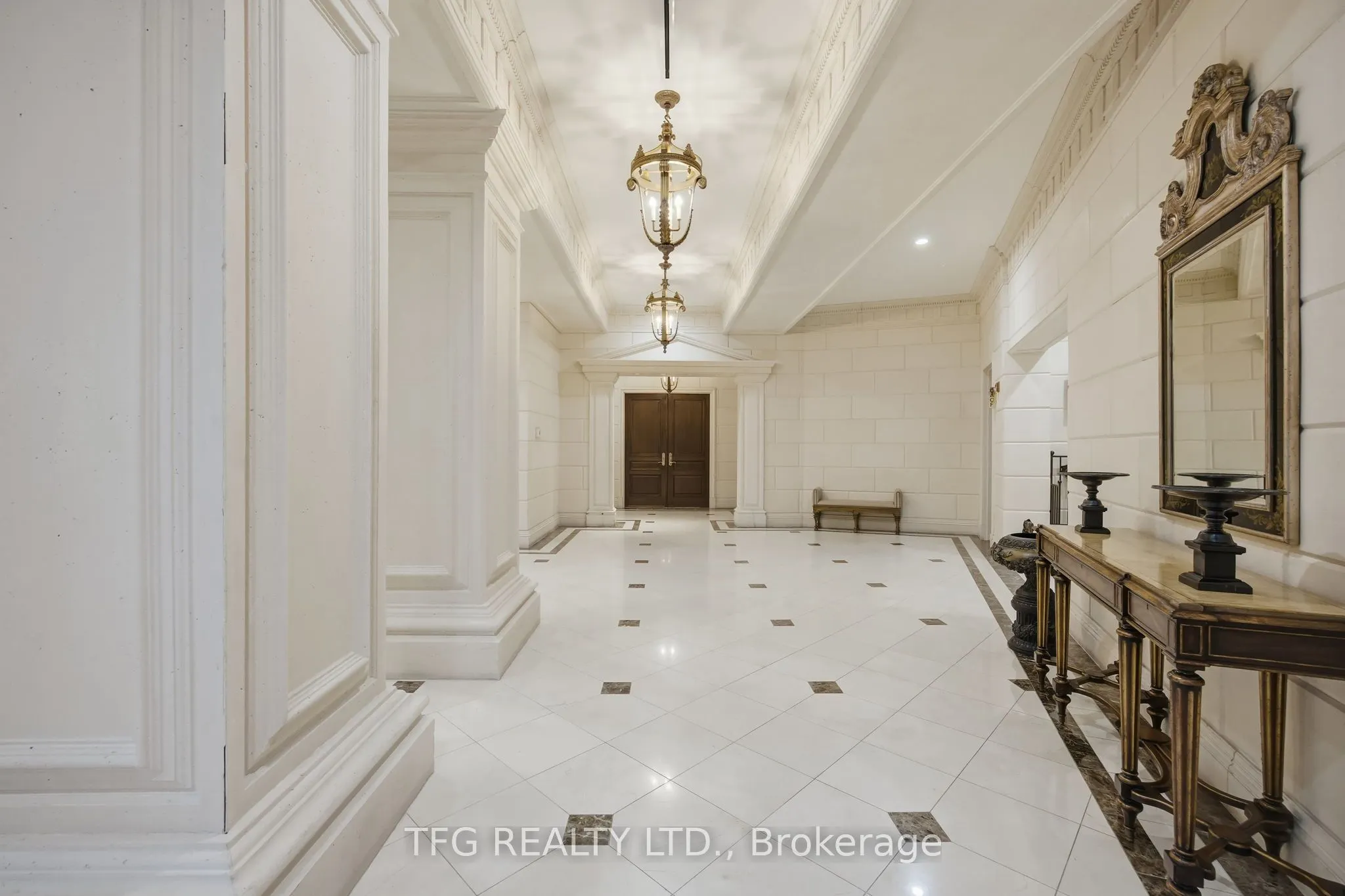 9225 Jane Street, #417