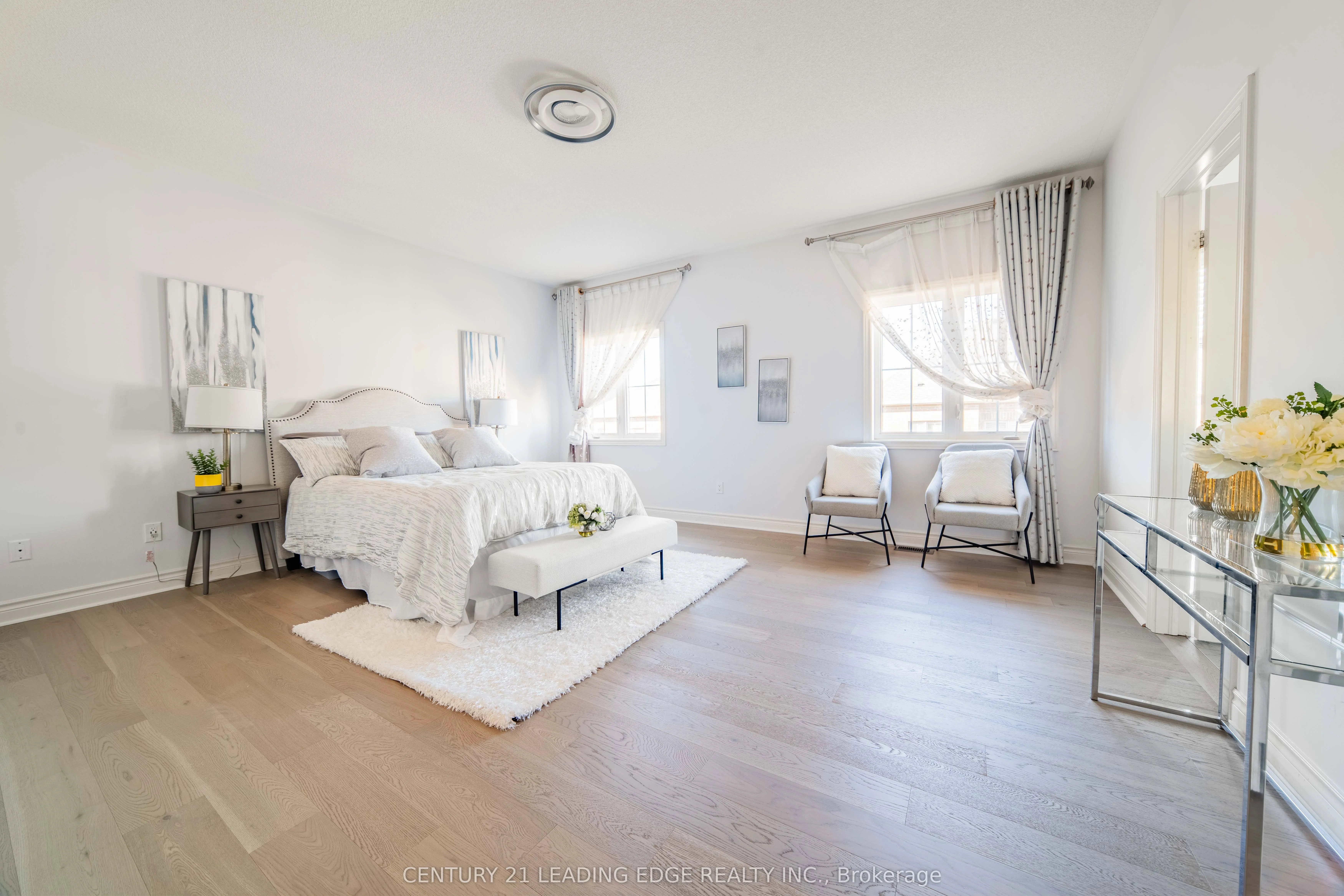 63 Ken Sinclair Crescent, #42