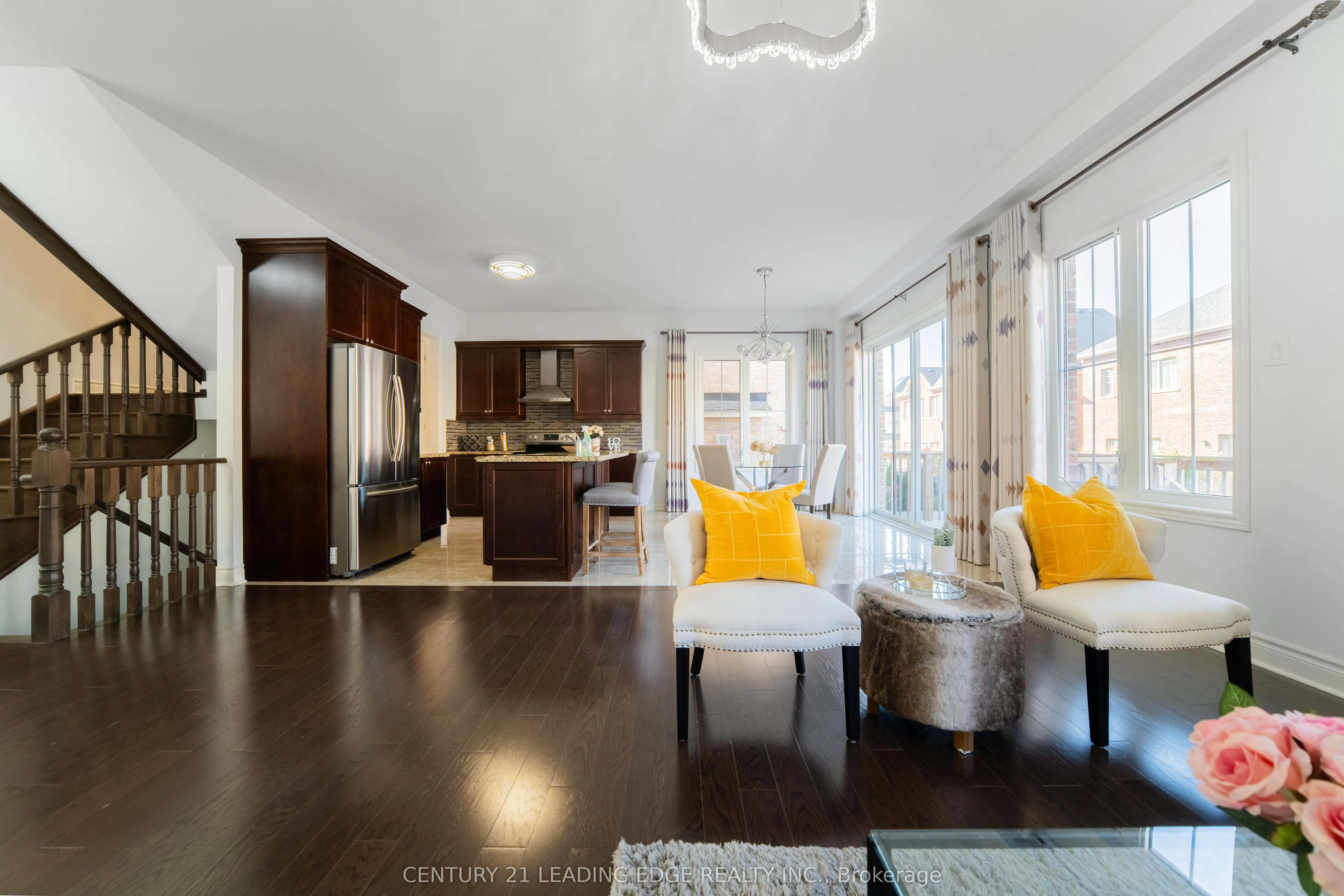 63 Ken Sinclair Crescent, #42