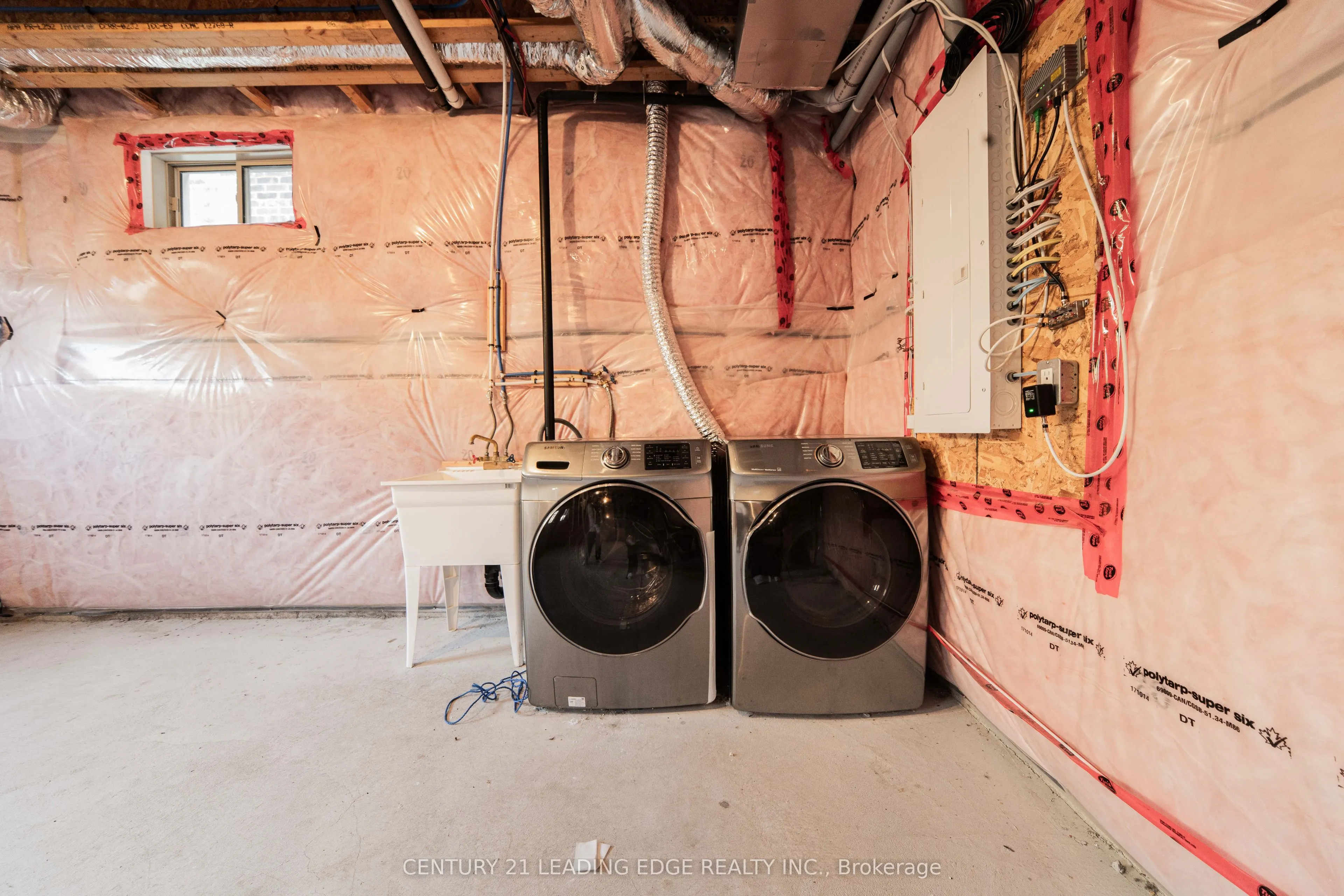 63 Ken Sinclair Crescent, #42