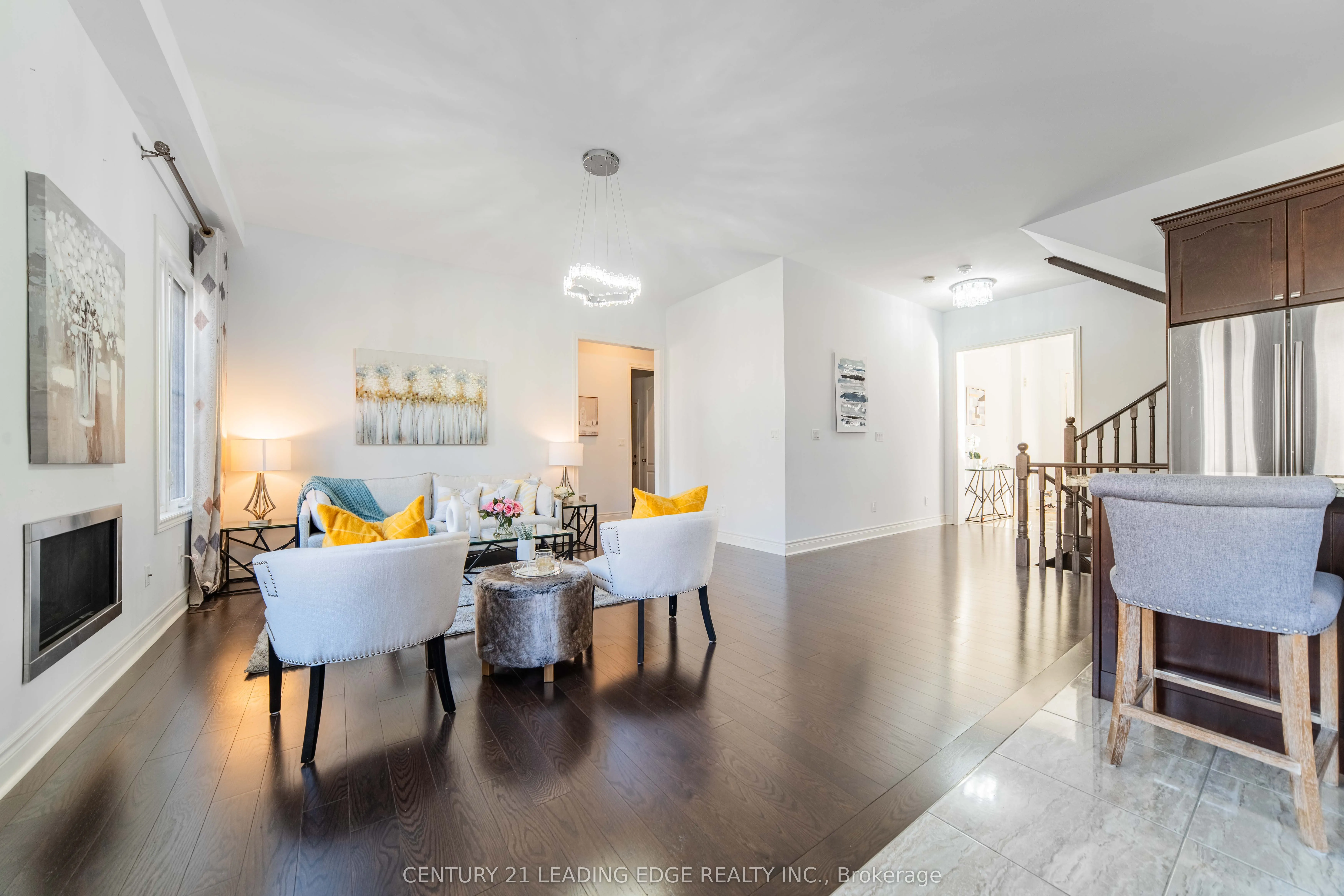 63 Ken Sinclair Crescent, #42