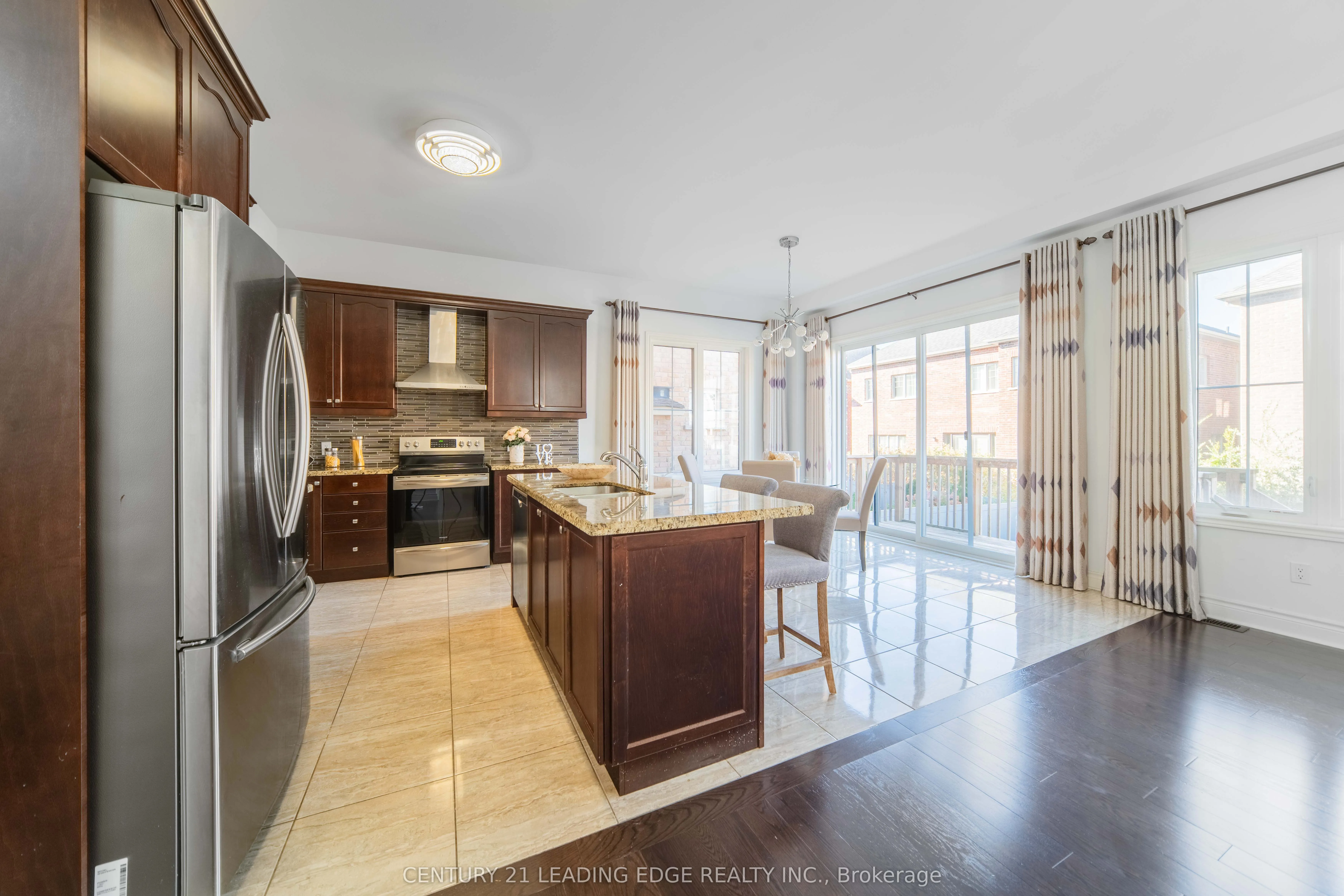 63 Ken Sinclair Crescent, #42