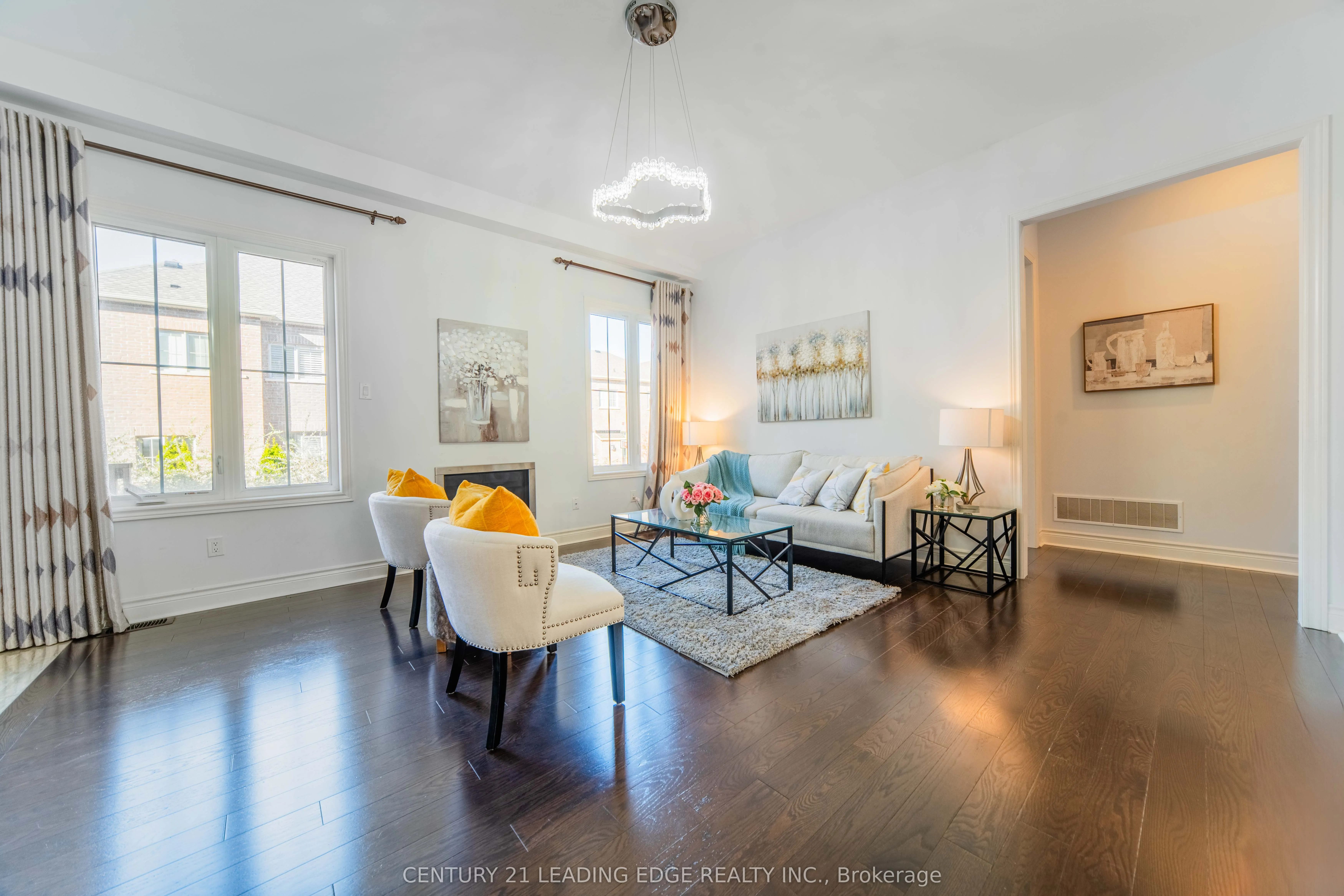 63 Ken Sinclair Crescent, #42