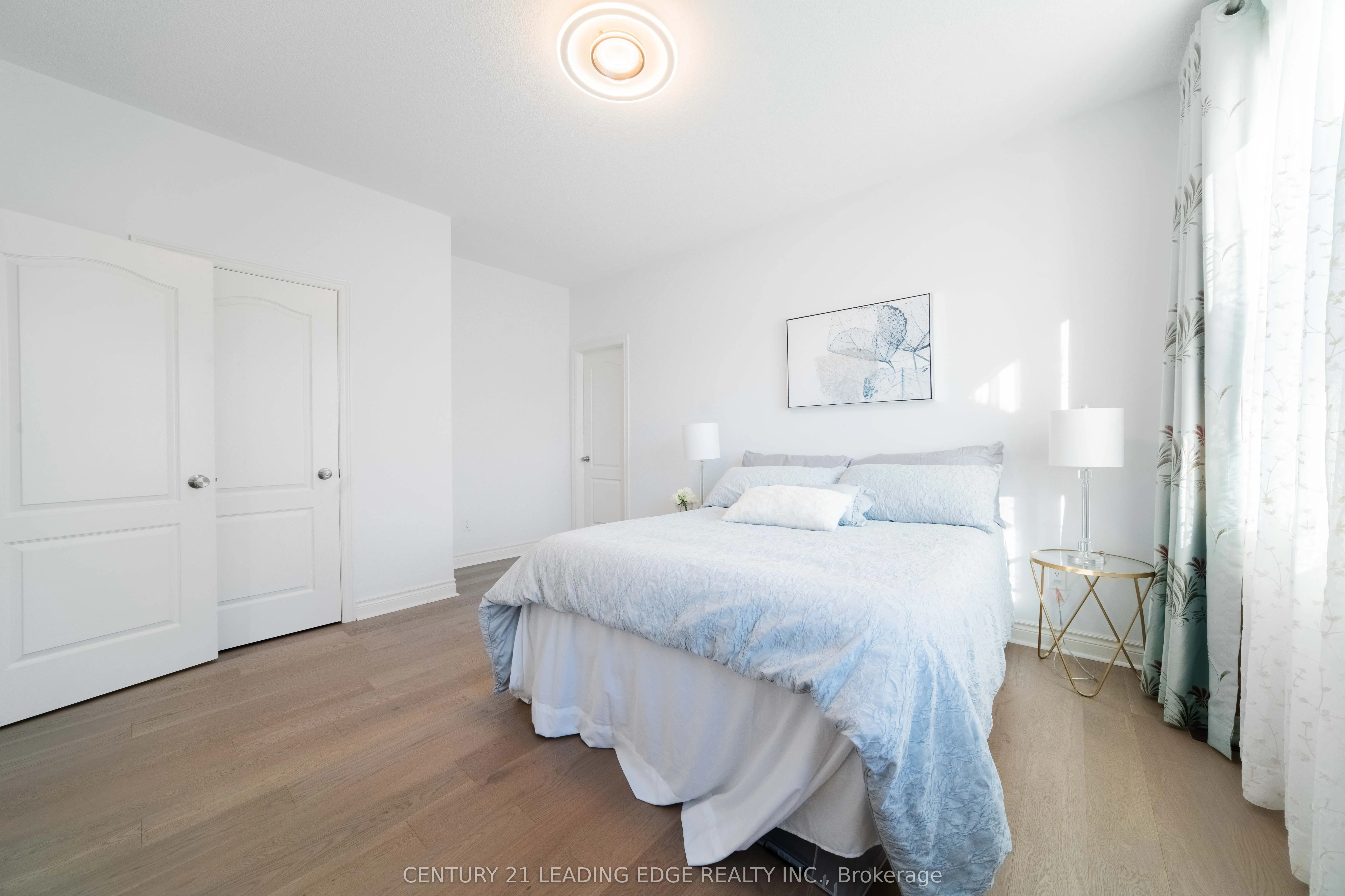 63 Ken Sinclair Crescent, #42