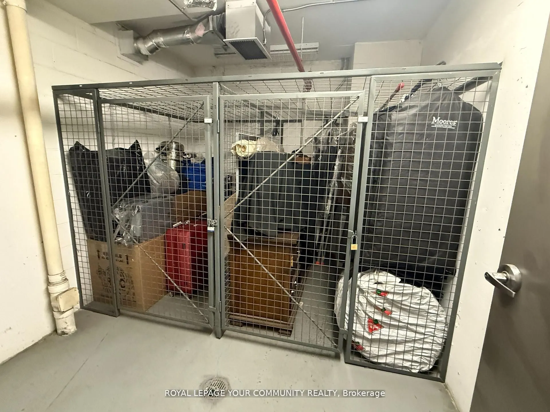 520 Steeles Avenue W, #208