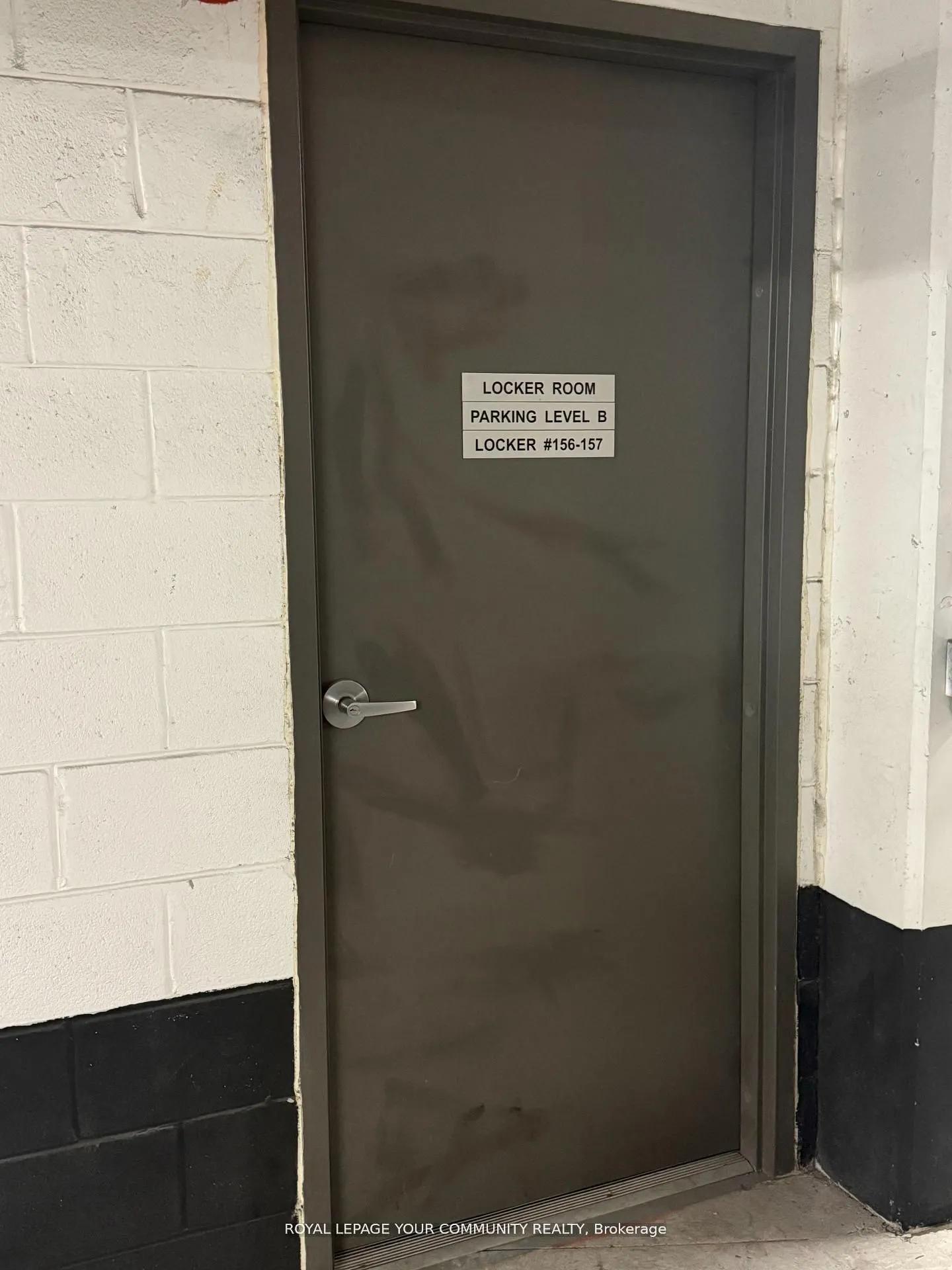 520 Steeles Avenue W, #208